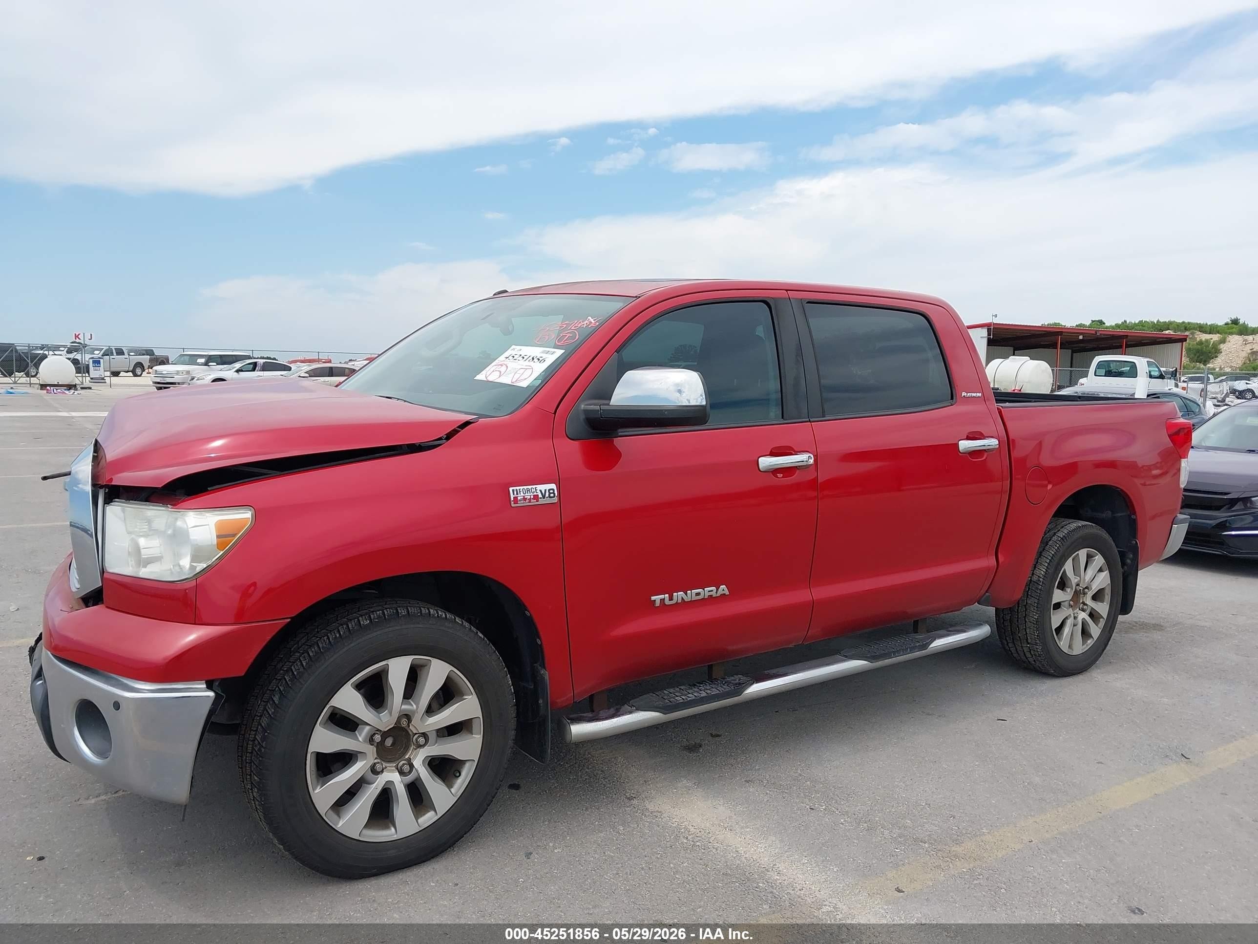 2012 Toyota Tundra Limited 5.7l V8 Красный vin: 5TFFY5F17CX121314