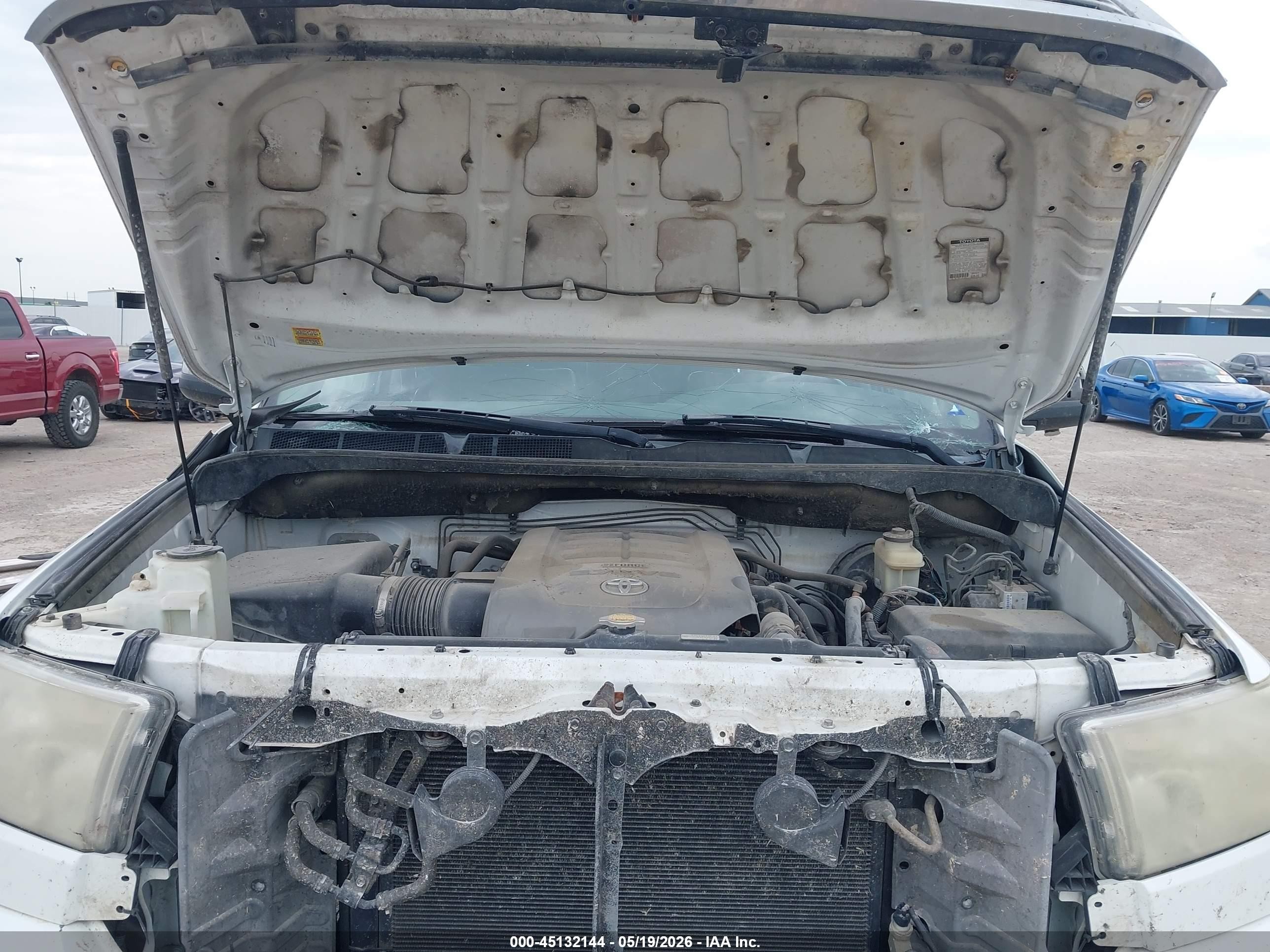 2010 Toyota Tundra Limited 5.7l V8 White vin: 5TFFY5F19AX089530