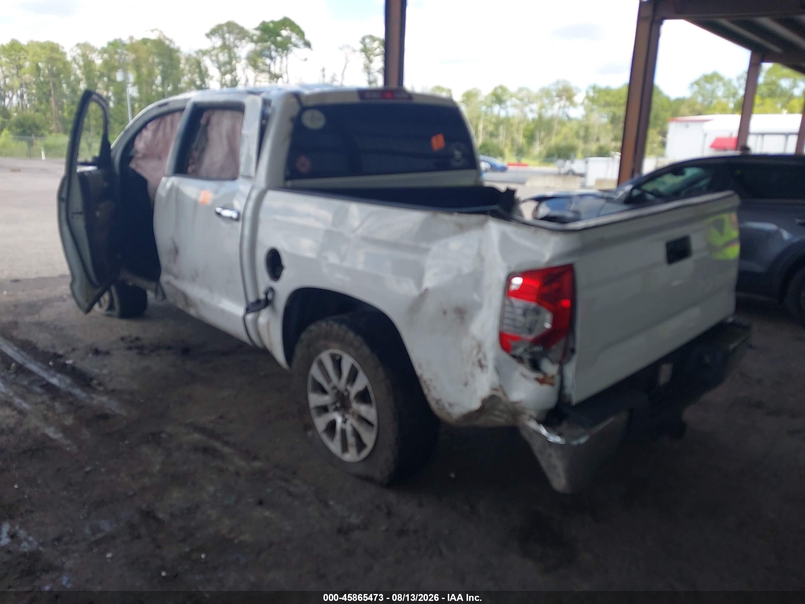2014 Toyota Tundra Limited 5.7l V8 White vin: 5TFFY5F19EX167245