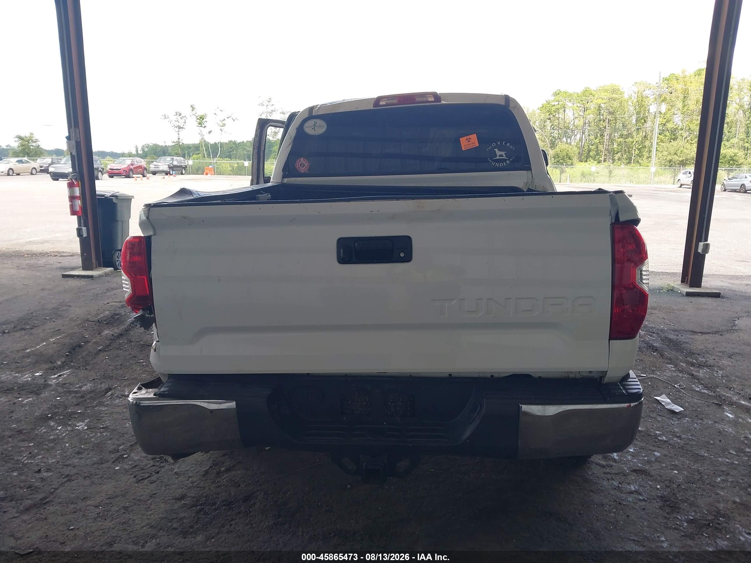 2014 Toyota Tundra Limited 5.7l V8 White vin: 5TFFY5F19EX167245