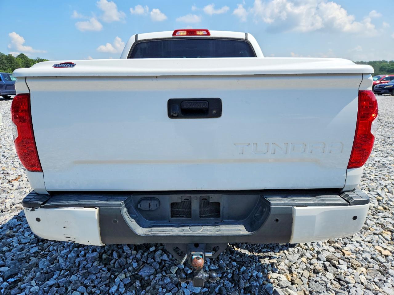 2015 Toyota Tundra 1794 Edition White vin: 5TFGY5F15FX178118