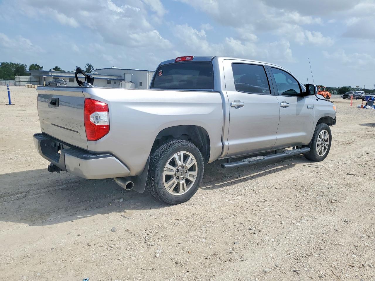 2015 Toyota Tundra Platinum Silver vin: 5TFGY5F15FX190026