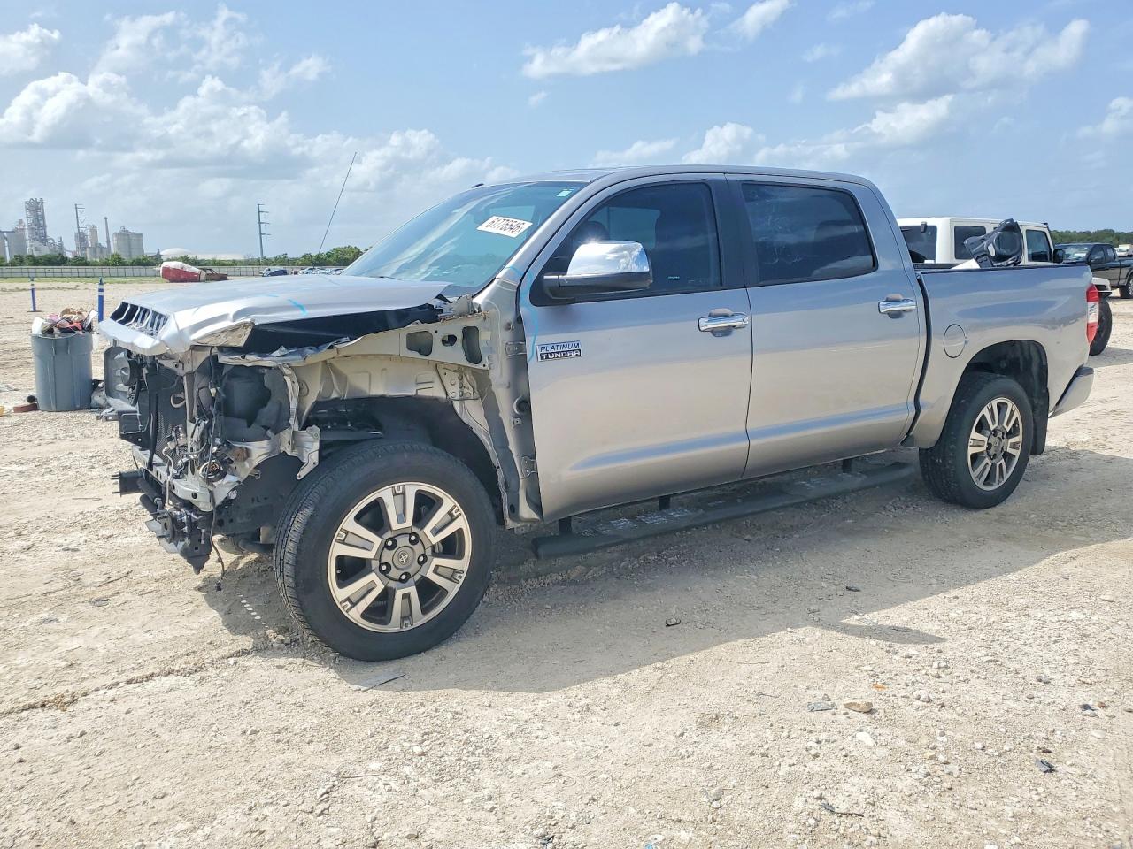 2015 Toyota Tundra Platinum Silver vin: 5TFGY5F15FX190026