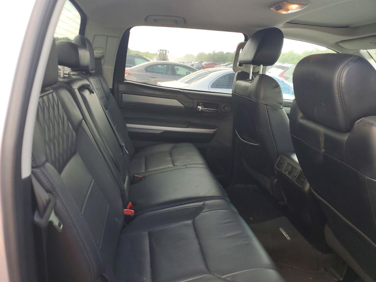 2015 Toyota Tundra Platinum Silver vin: 5TFGY5F16FX177642