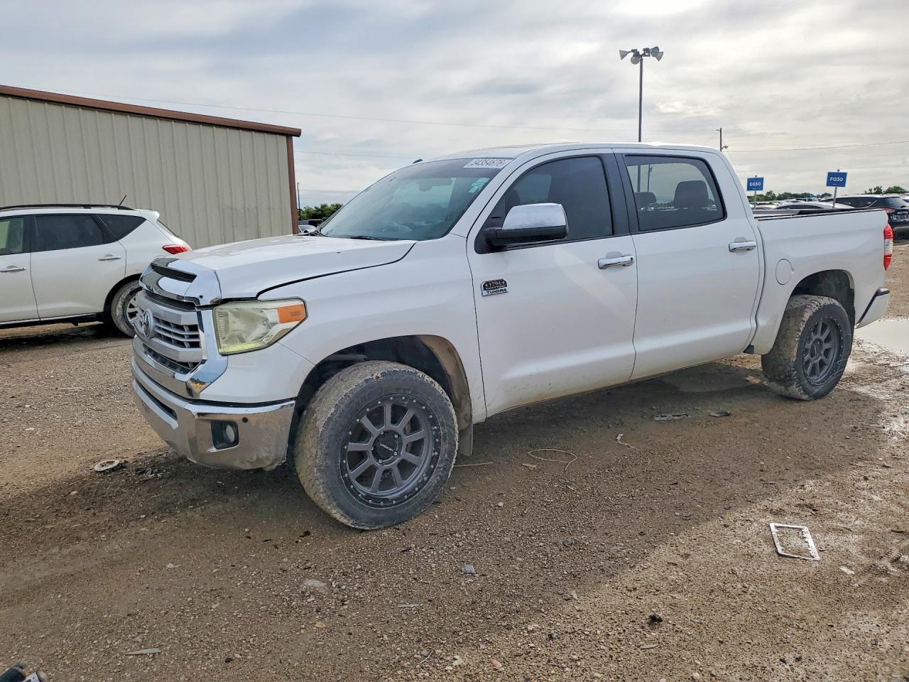 2014 Toyota Tundra 1794 Edition White vin: 5TFGY5F17EX155969