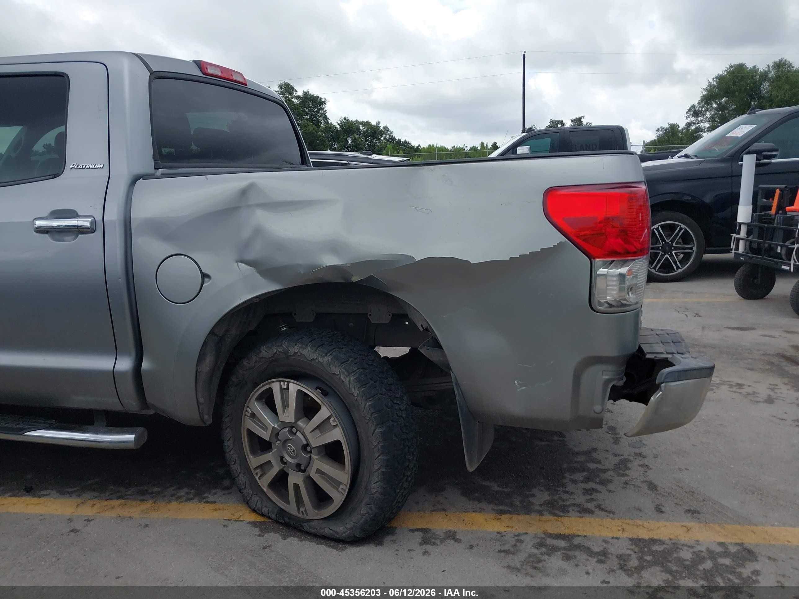 2012 Toyota Tundra Limited 5.7l V8 Gray vin: 5TFHW5F10CX266595