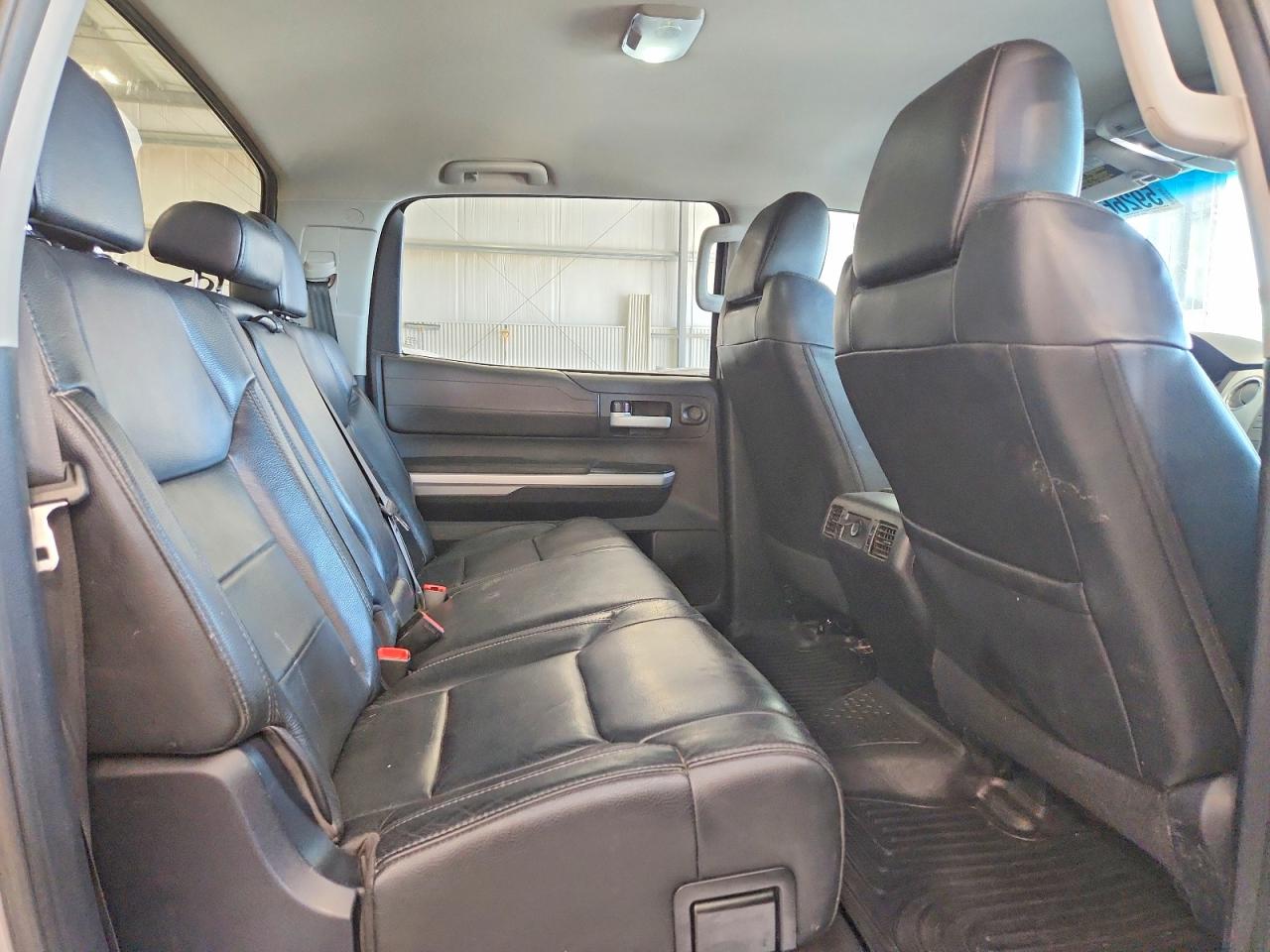 2014 Toyota Tundra Crewmax Limited Silver vin: 5TFHW5F10EX344814