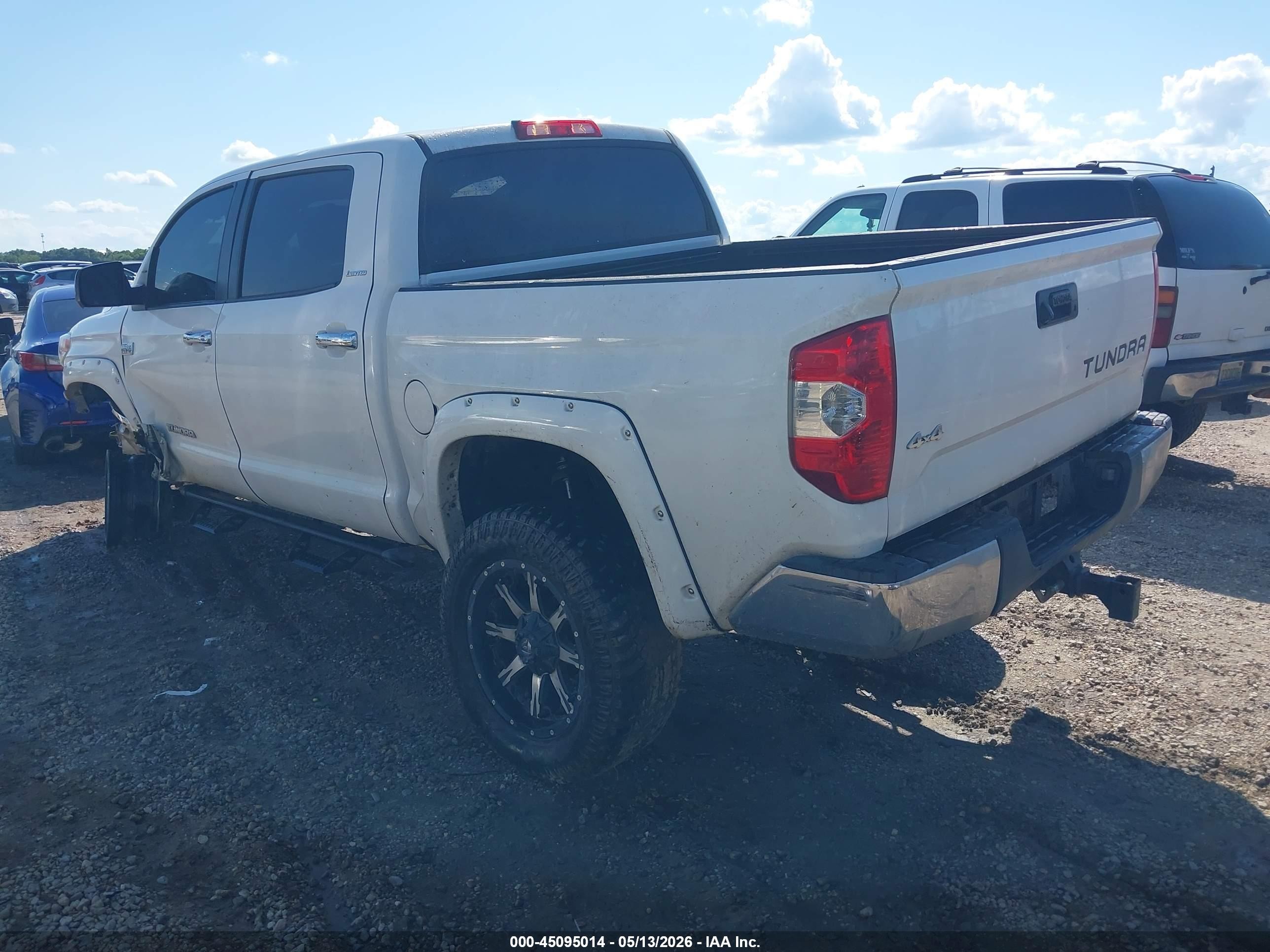 2014 Toyota Tundra Limited 5.7l V8 White vin: 5TFHW5F10EX387159
