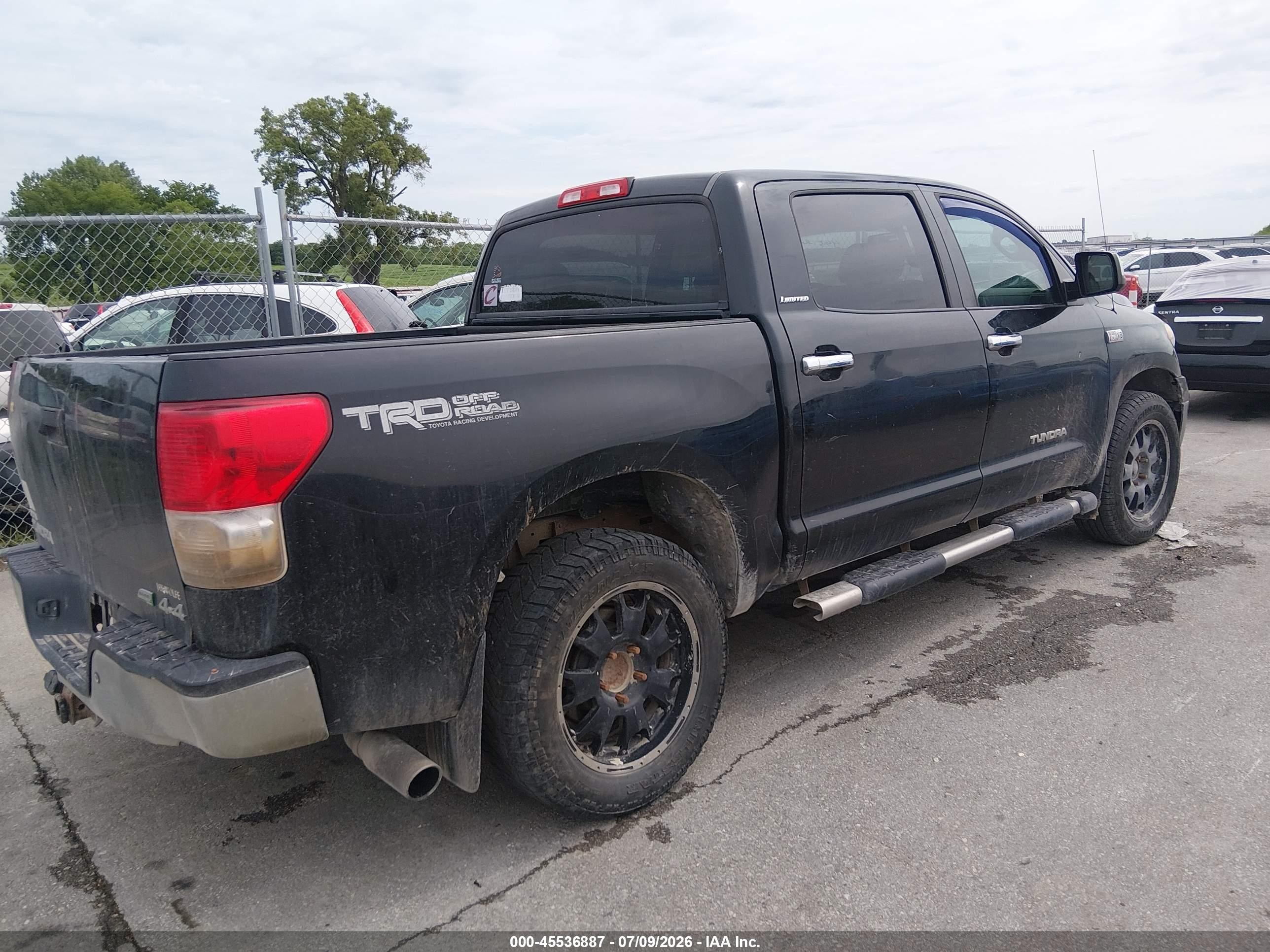 2010 Toyota Tundra Limited 5.7l V8 Черный vin: 5TFHW5F11AX114189