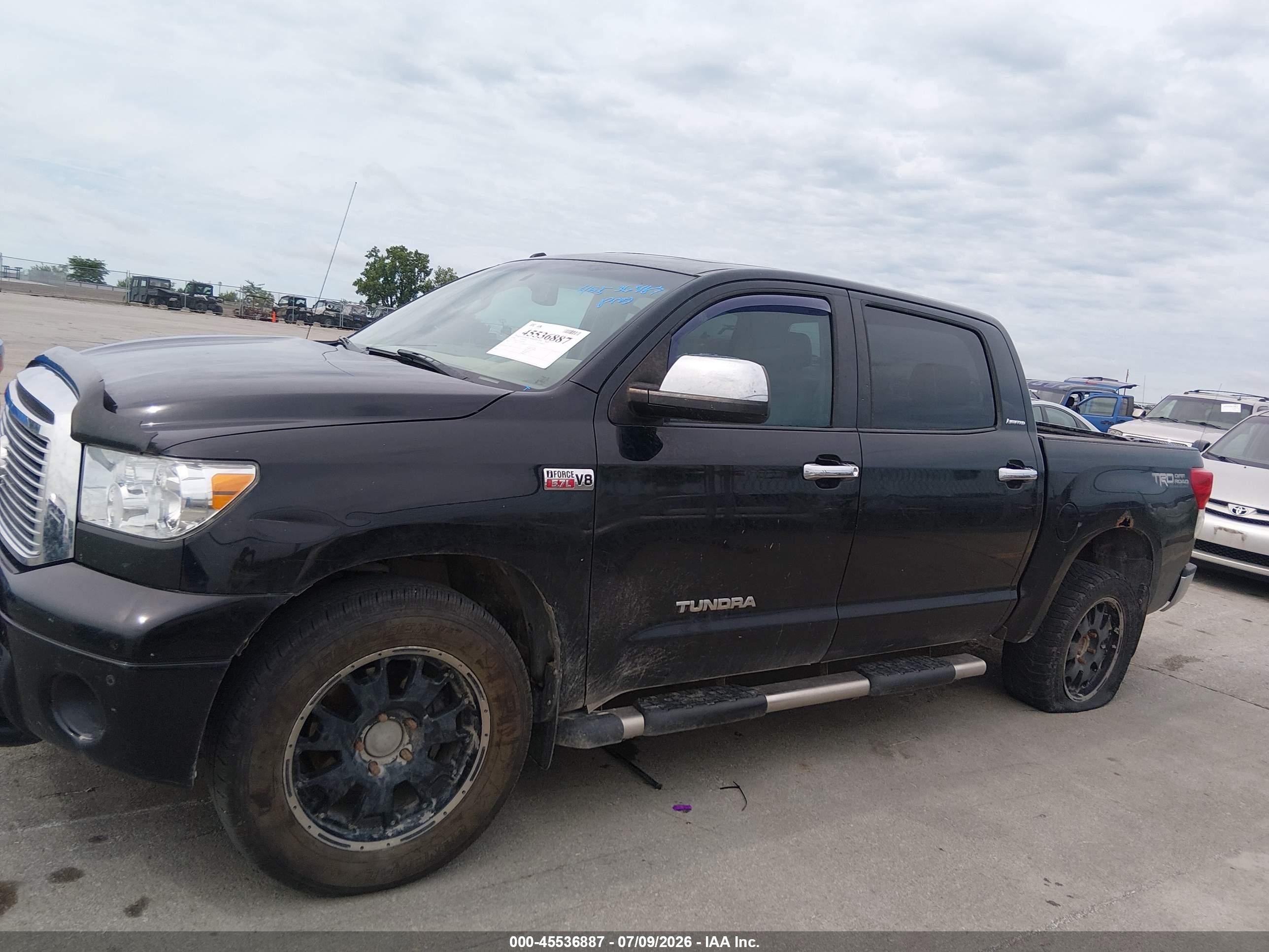 2010 Toyota Tundra Limited 5.7l V8 Черный vin: 5TFHW5F11AX114189