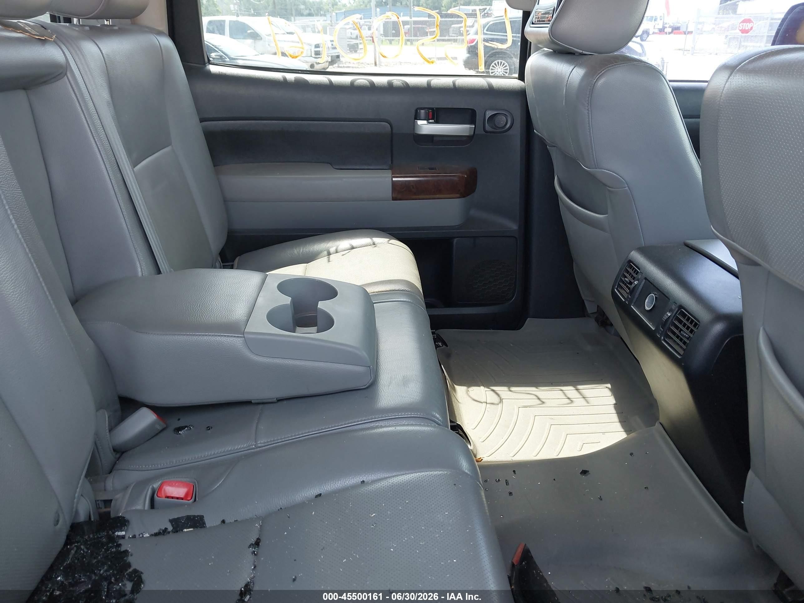 2010 Toyota Tundra Limited 5.7l V8 Silver vin: 5TFHW5F13AX123217