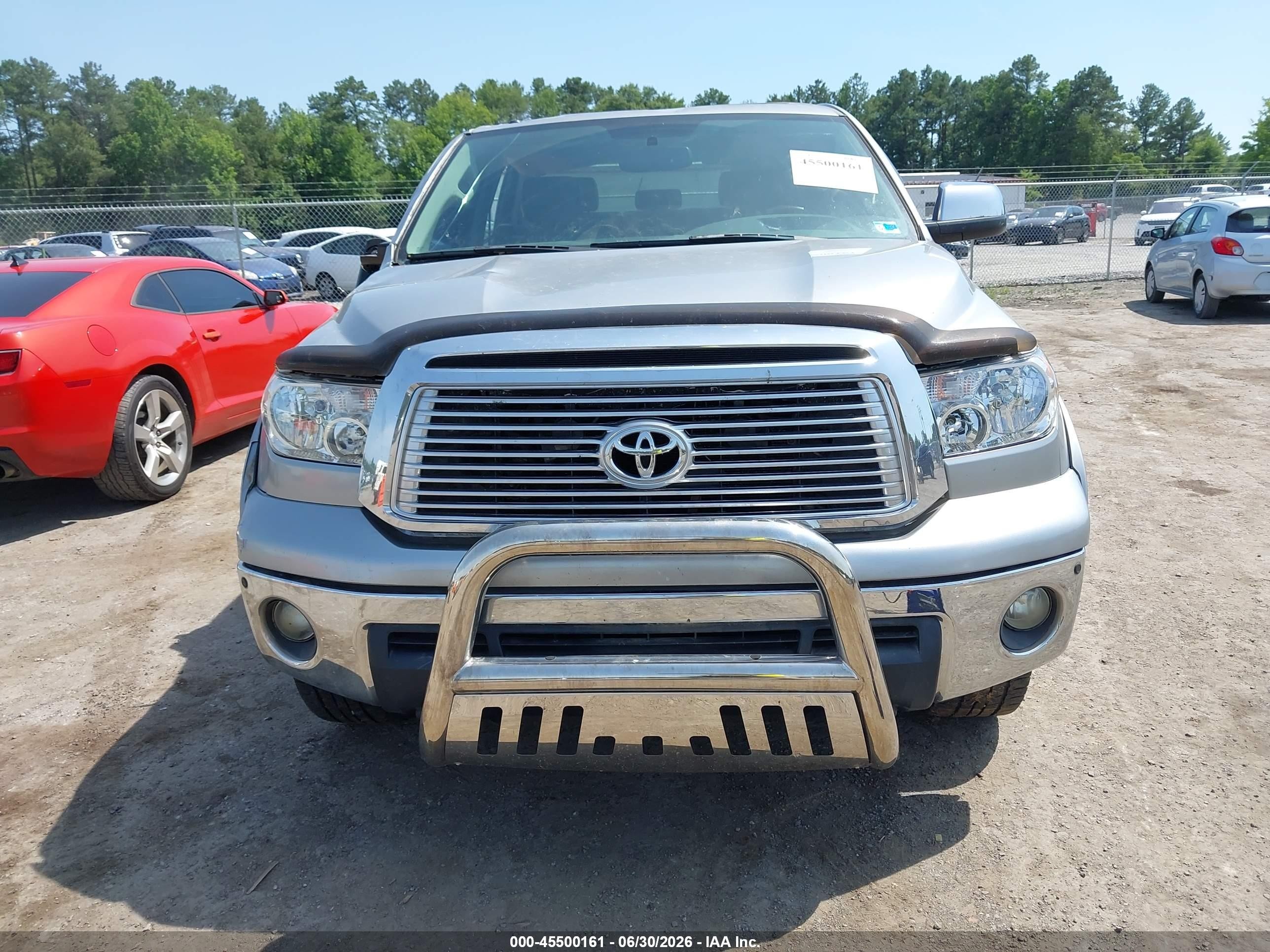 2010 Toyota Tundra Limited 5.7l V8 Silver vin: 5TFHW5F13AX123217
