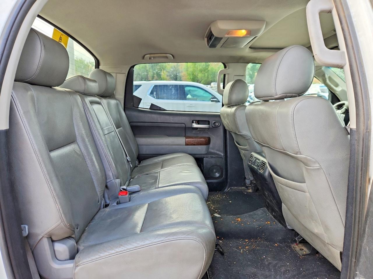 2012 Toyota Tundra Crewmax Limited White vin: 5TFHW5F13CX258152