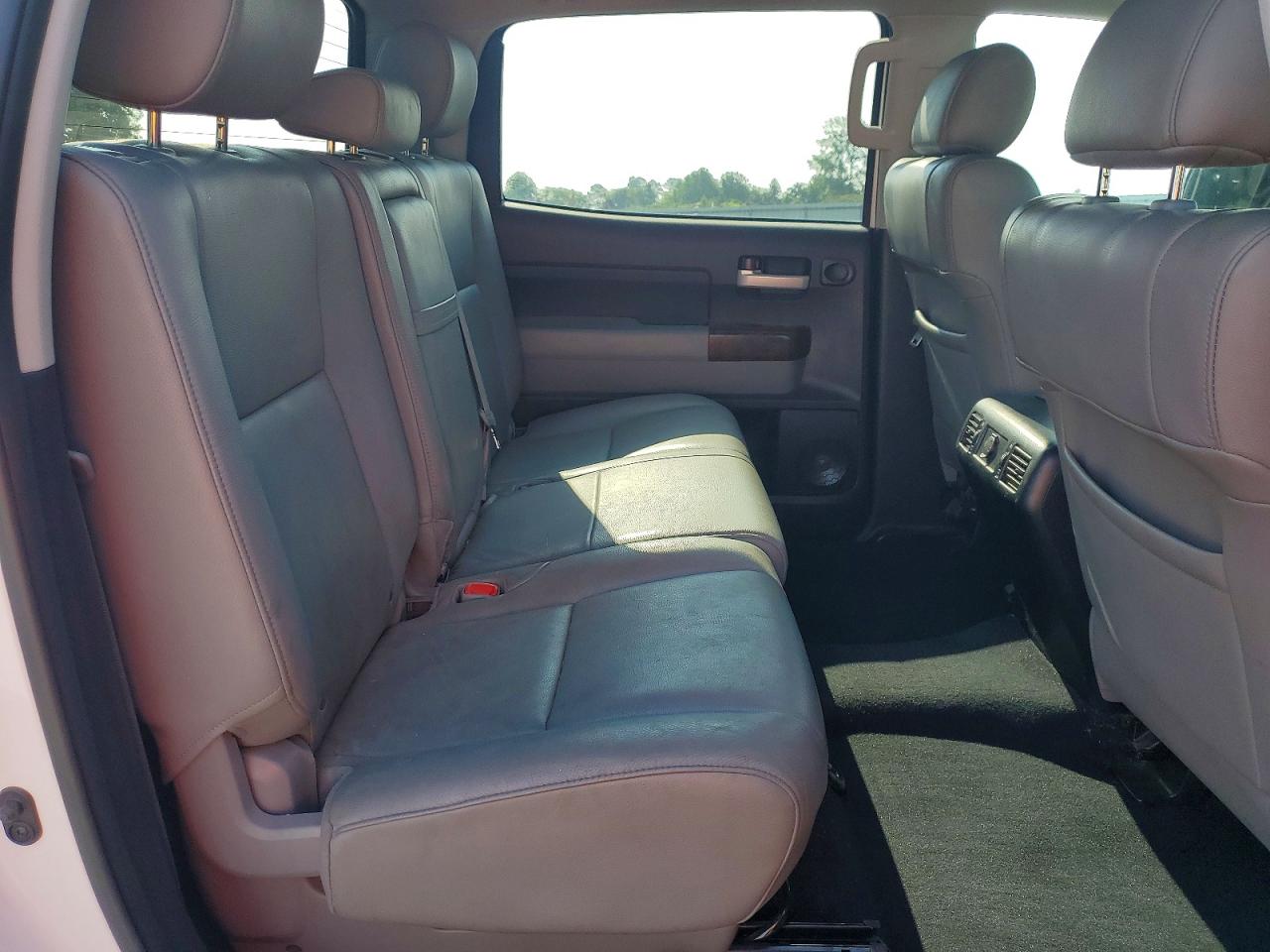 2012 Toyota Tundra Crewmax Limited White vin: 5TFHW5F13CX267319