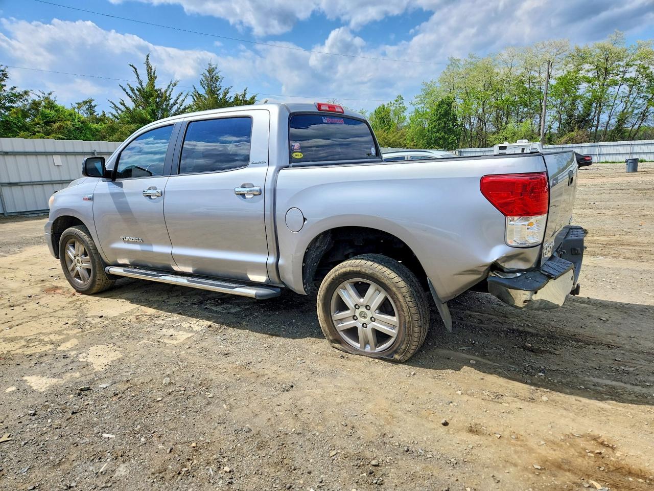 2010 Toyota Tundra Crewmax Limited Silver vin: 5TFHW5F14AX117801