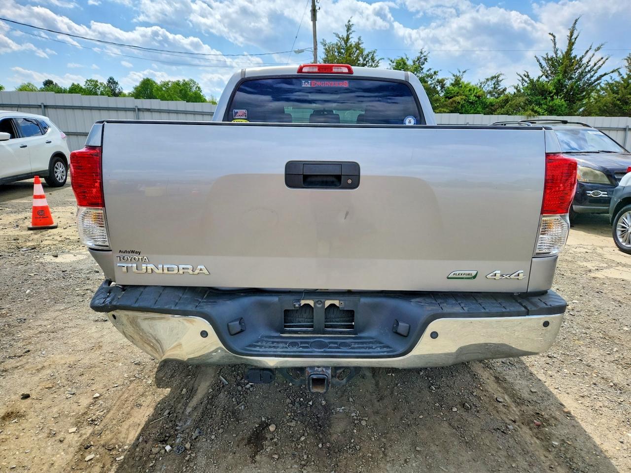 2010 Toyota Tundra Crewmax Limited Silver vin: 5TFHW5F14AX117801
