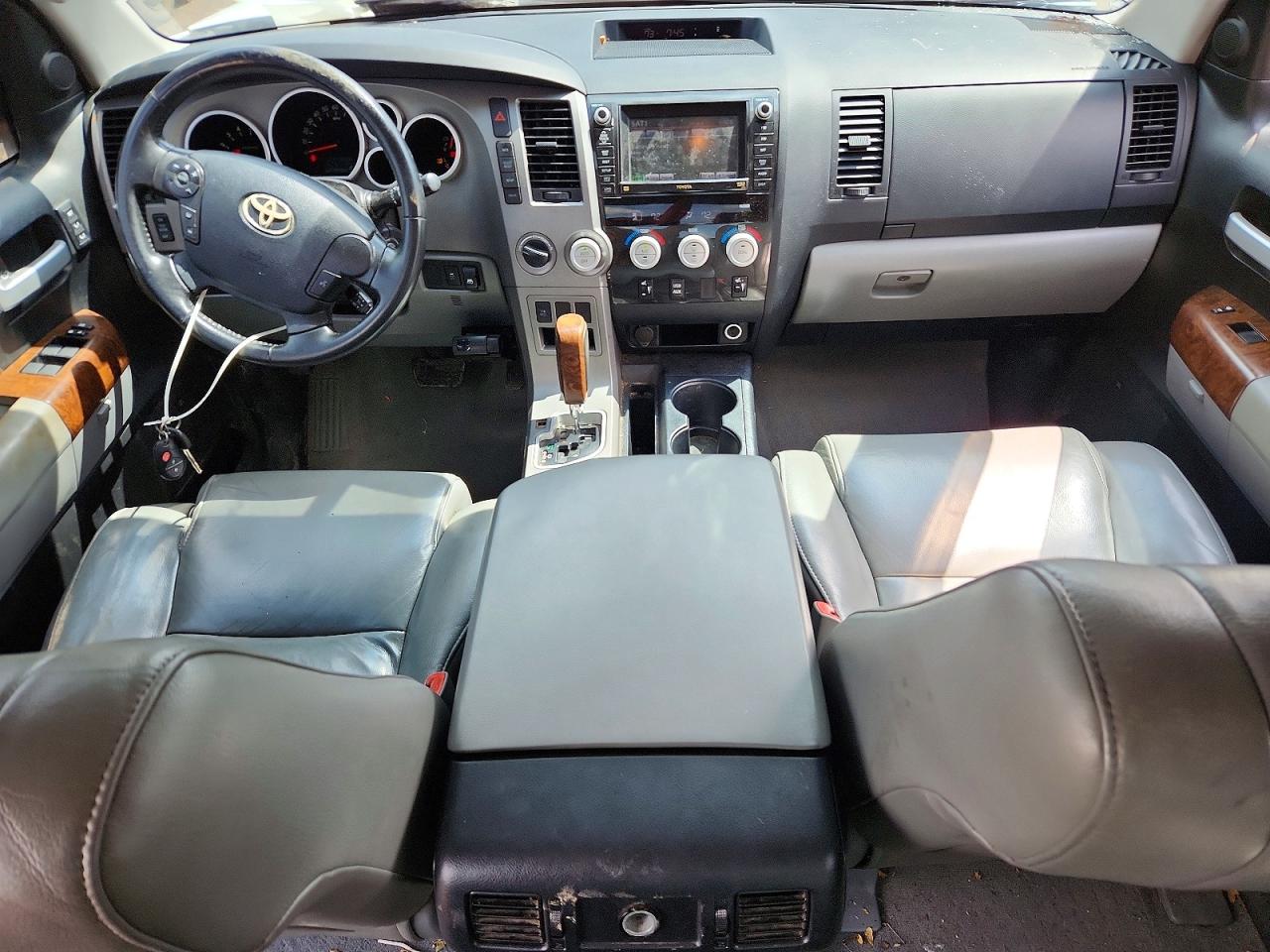 2011 Toyota Tundra Crewmax Limited White vin: 5TFHW5F14BX171097