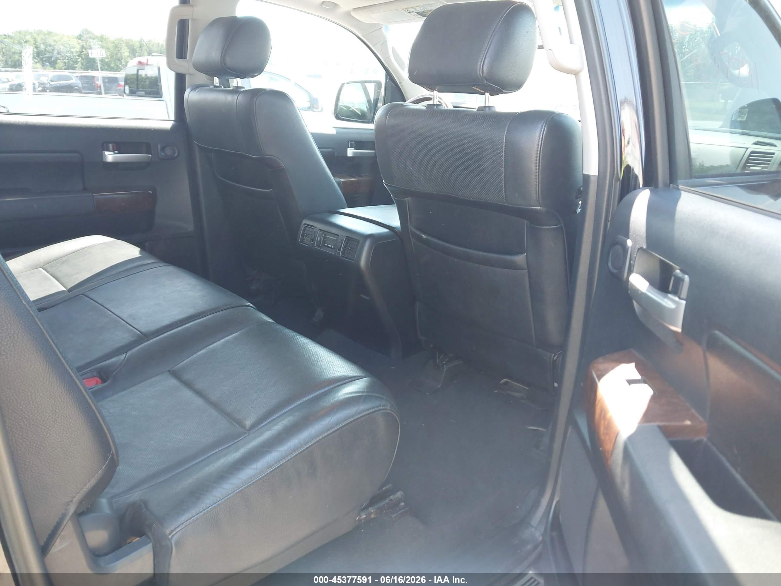 2010 Toyota Tundra Limited 5.7l V8 Black vin: 5TFHW5F15AX115037
