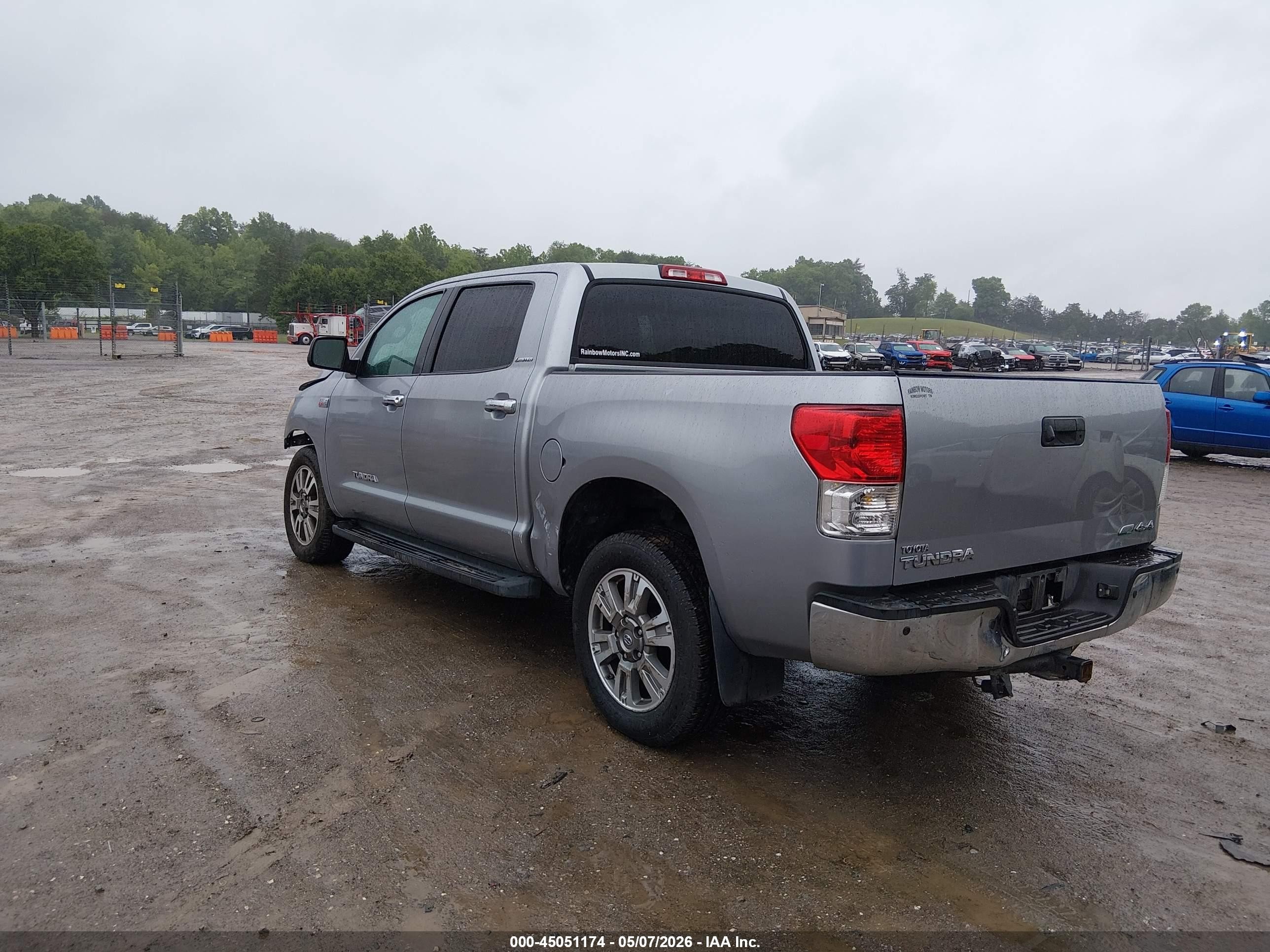 2011 Toyota Tundra Limited 5.7l V8 Серебряный vin: 5TFHW5F15BX174607