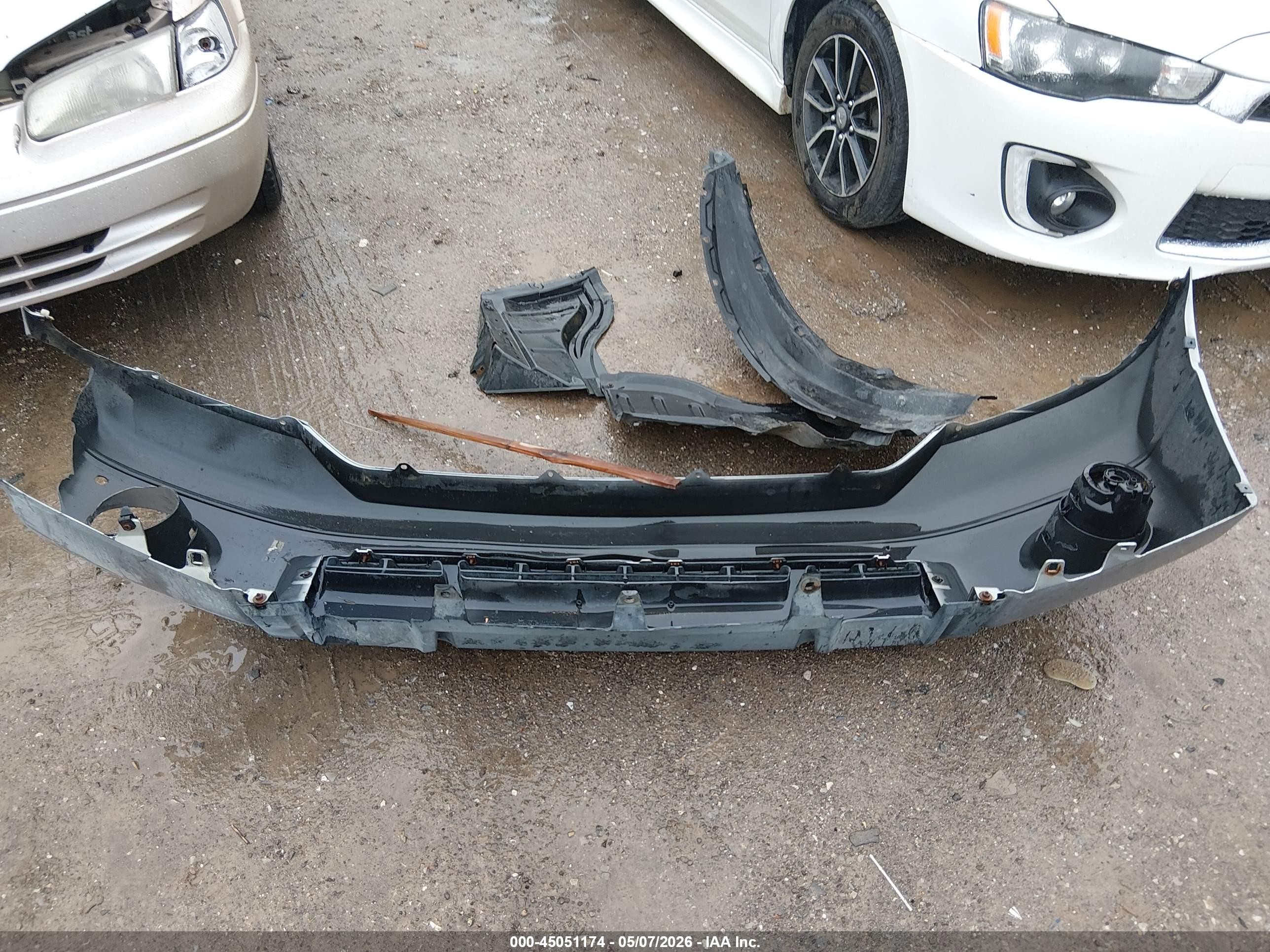 2011 Toyota Tundra Limited 5.7l V8 Серебряный vin: 5TFHW5F15BX174607