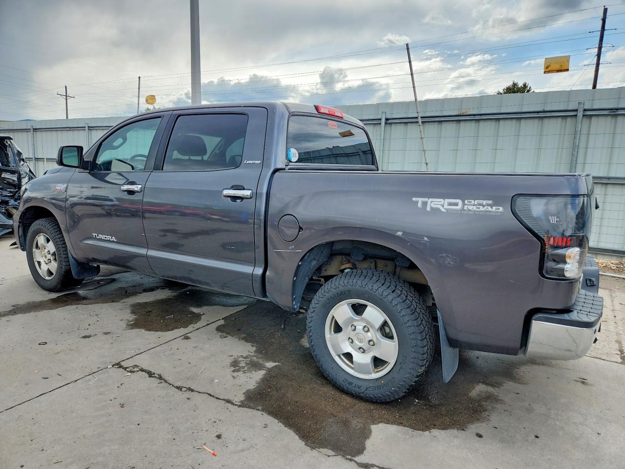 2011 Toyota Tundra Crewmax Limited Серый vin: 5TFHW5F15BX195294