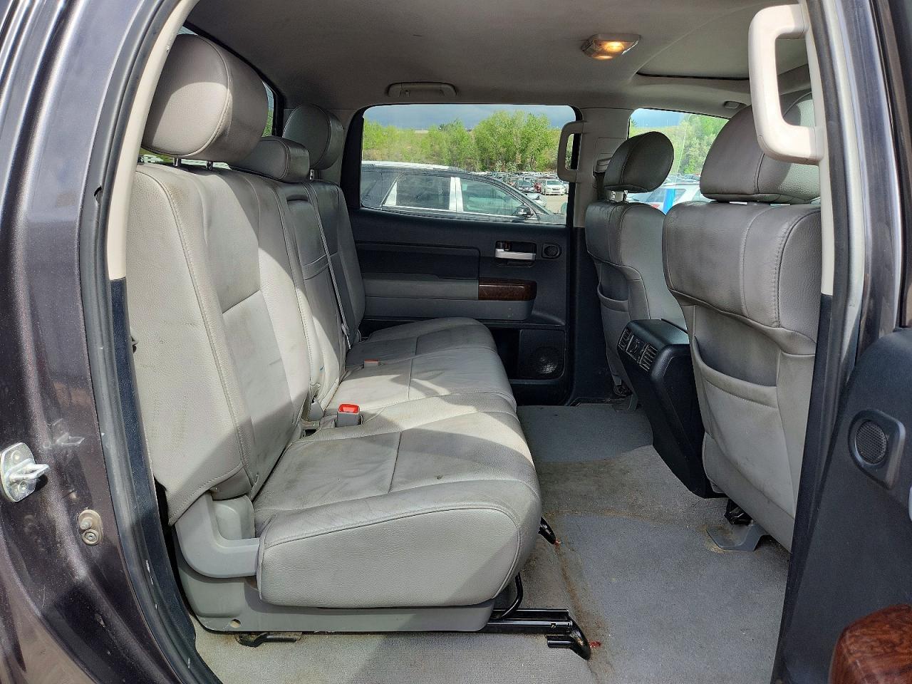 2011 Toyota Tundra Crewmax Limited Серый vin: 5TFHW5F15BX195294