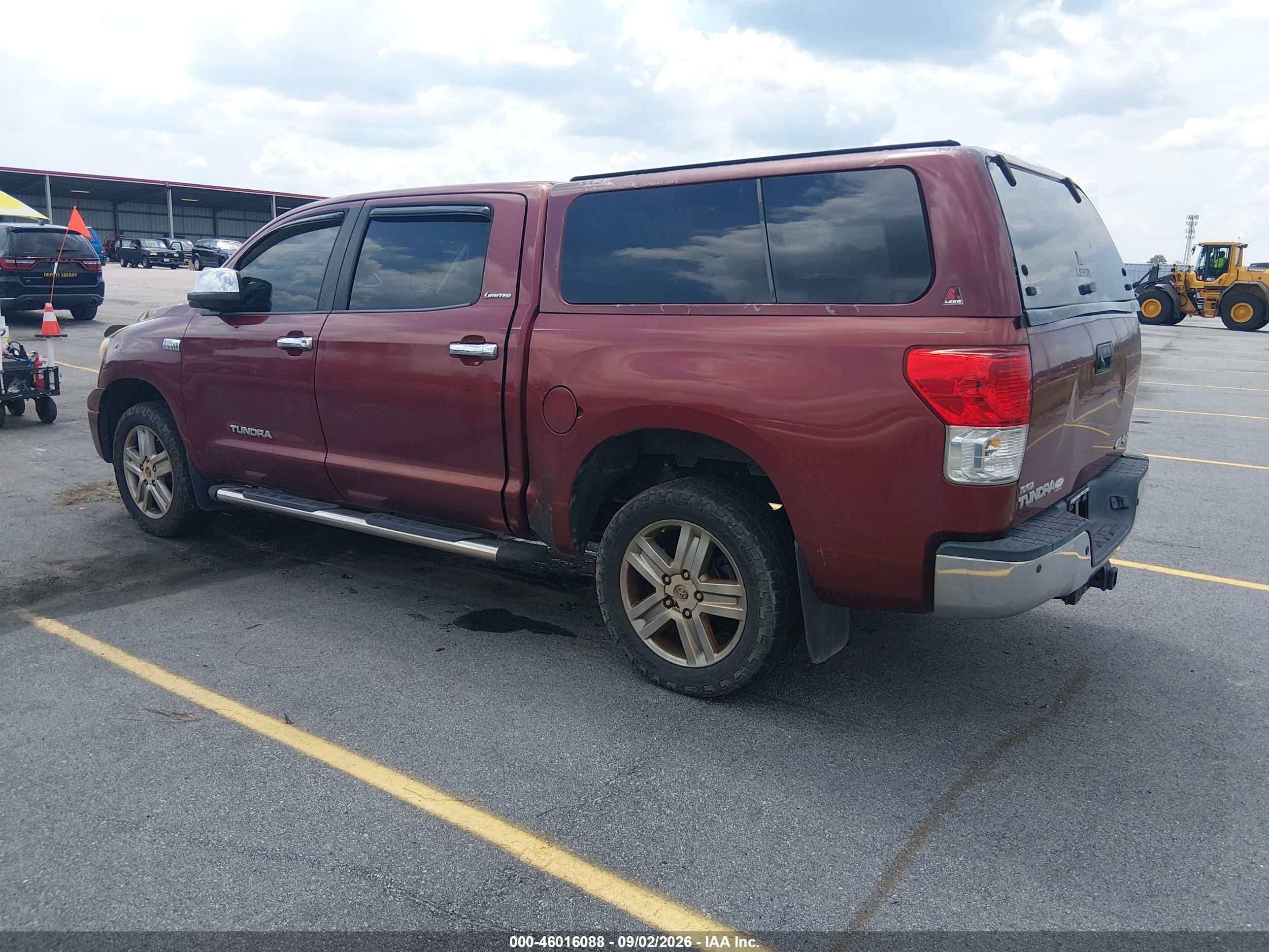 2010 Toyota Tundra Limited 5.7l V8 Red vin: 5TFHW5F16AX139234
