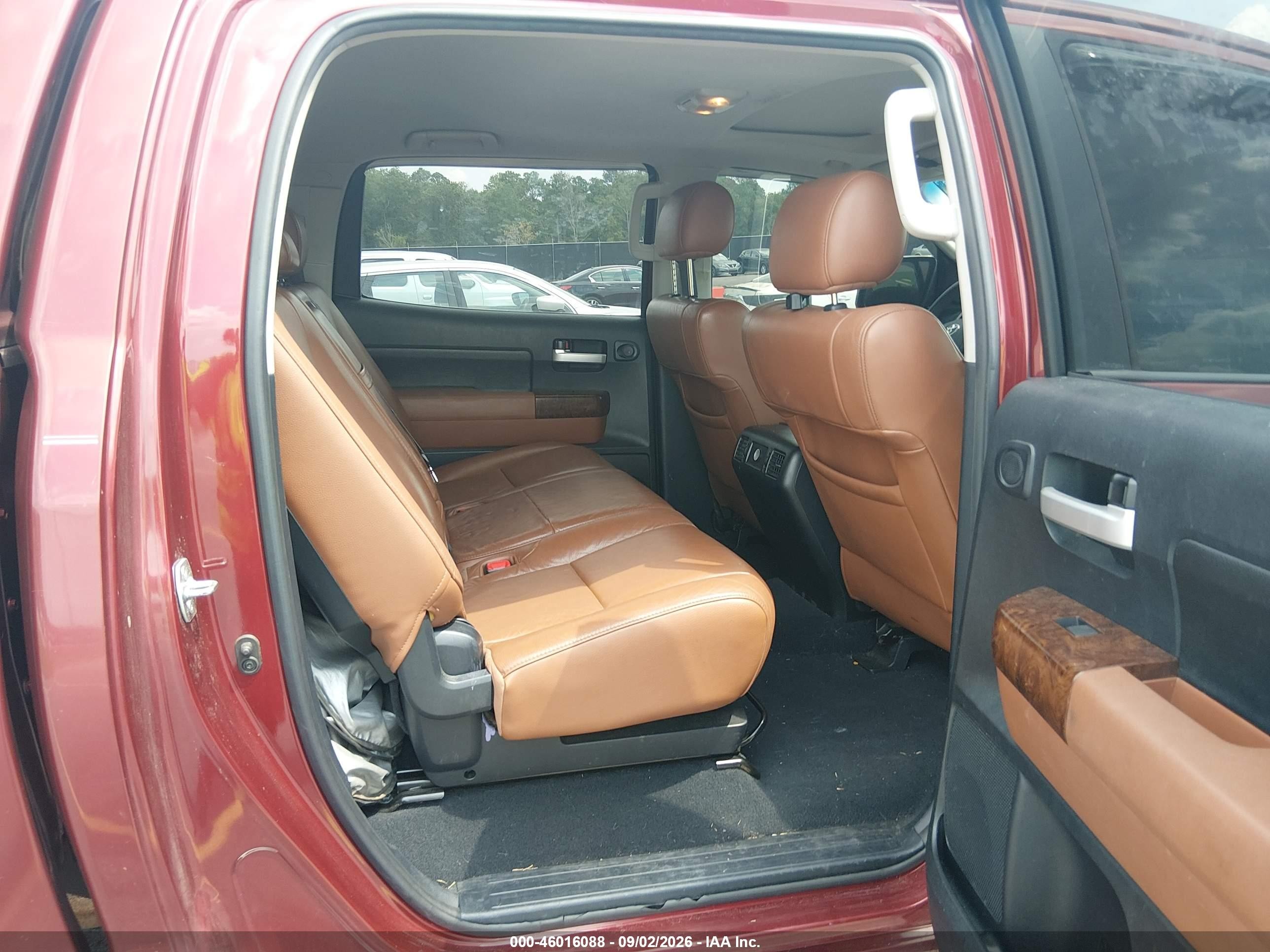 2010 Toyota Tundra Limited 5.7l V8 Red vin: 5TFHW5F16AX139234