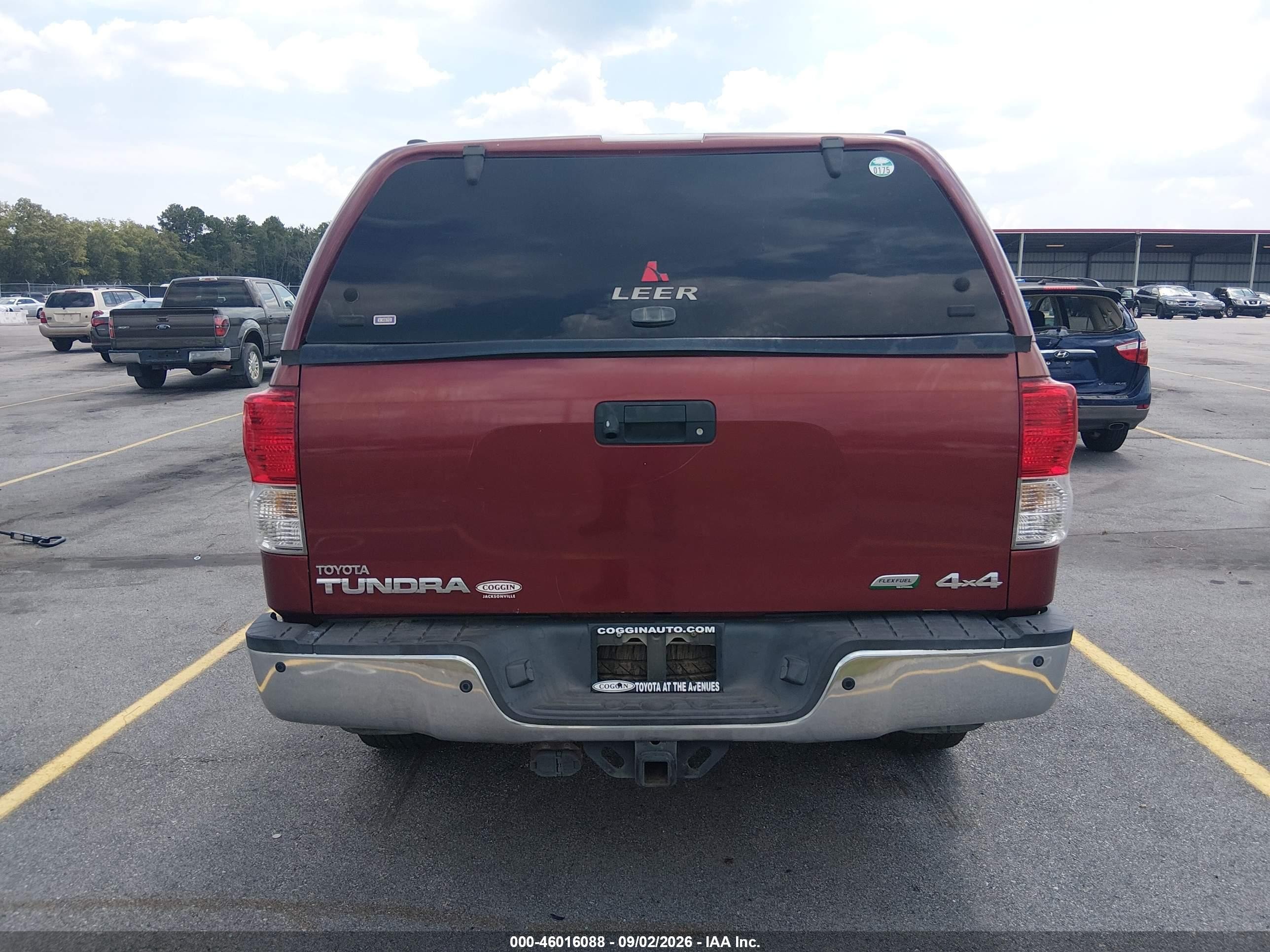 2010 Toyota Tundra Limited 5.7l V8 Red vin: 5TFHW5F16AX139234