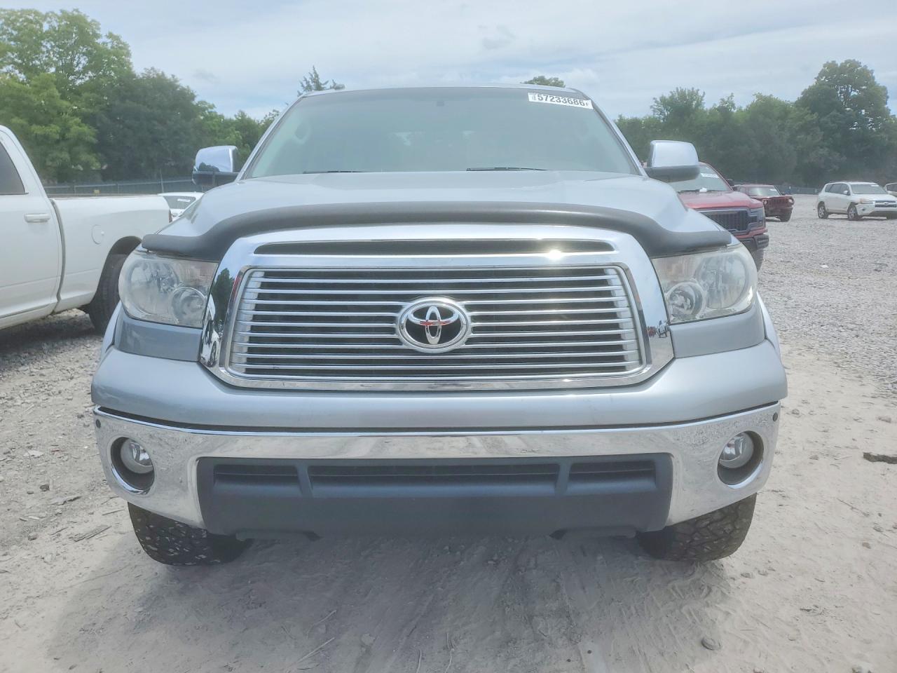 2010 Toyota Tundra Crewmax Limited Silver vin: 5TFHW5F16AX154042