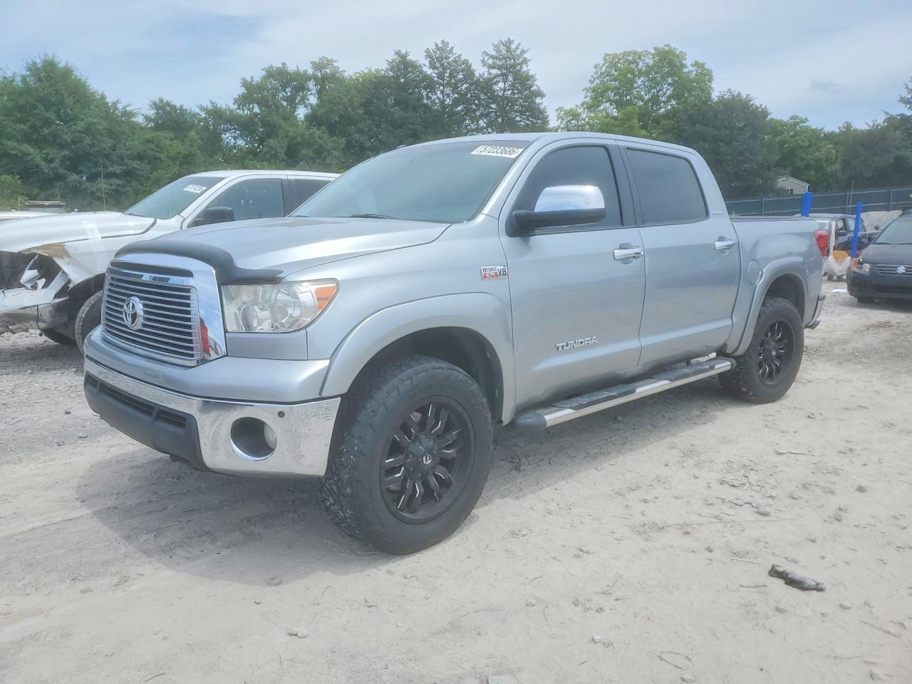 2010 Toyota Tundra Crewmax Limited Серебряный vin: 5TFHW5F16AX154042