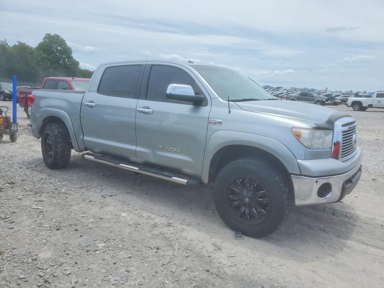 2010 Toyota Tundra Crewmax Limited Silver vin: 5TFHW5F16AX154042