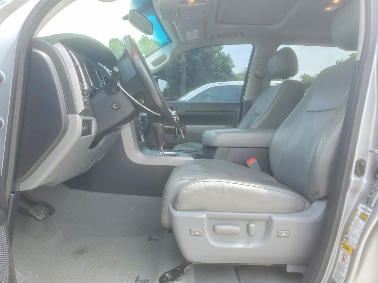 2010 Toyota Tundra Crewmax Limited Silver vin: 5TFHW5F16AX154042