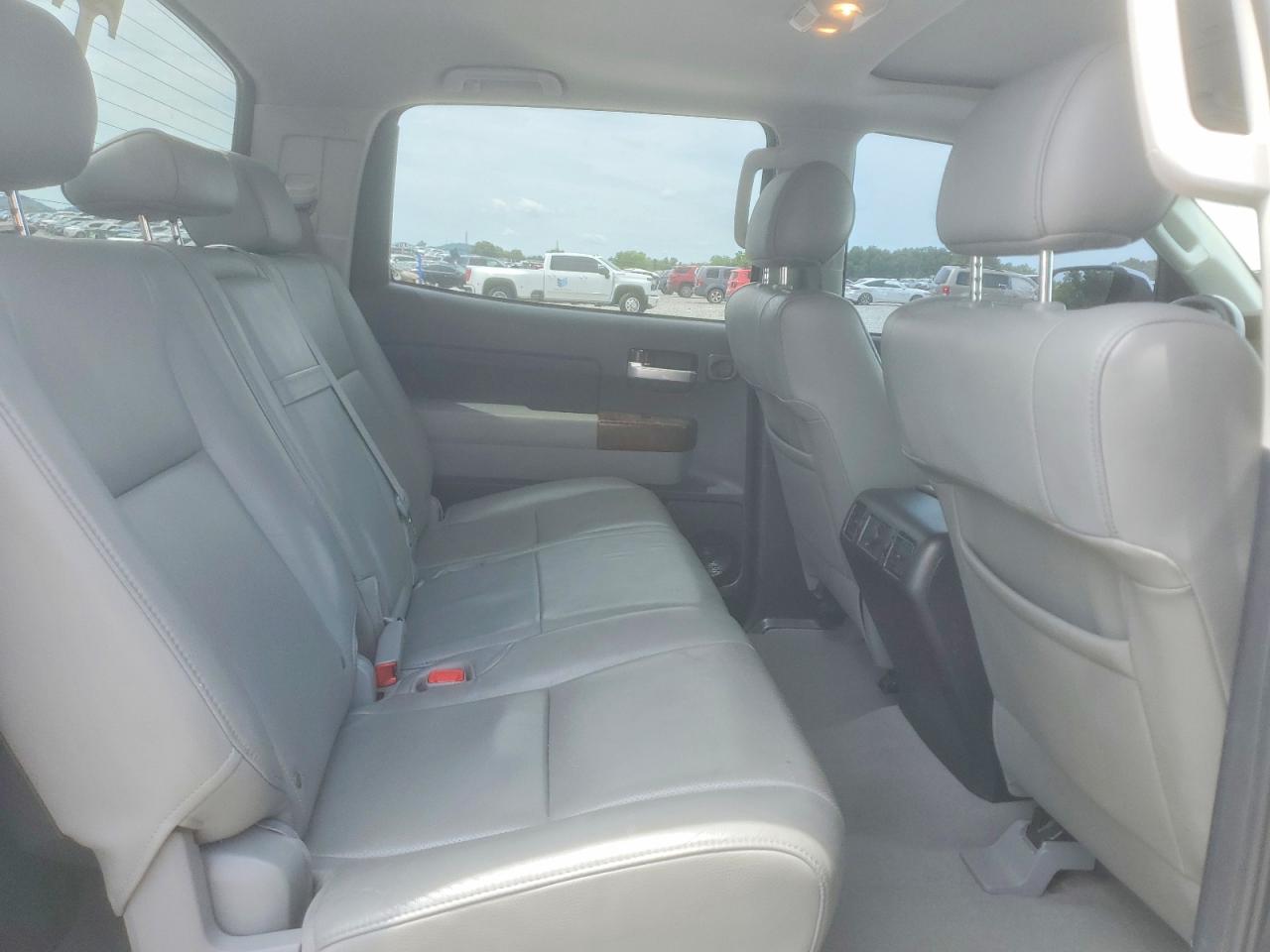 2010 Toyota Tundra Crewmax Limited Silver vin: 5TFHW5F16AX154042