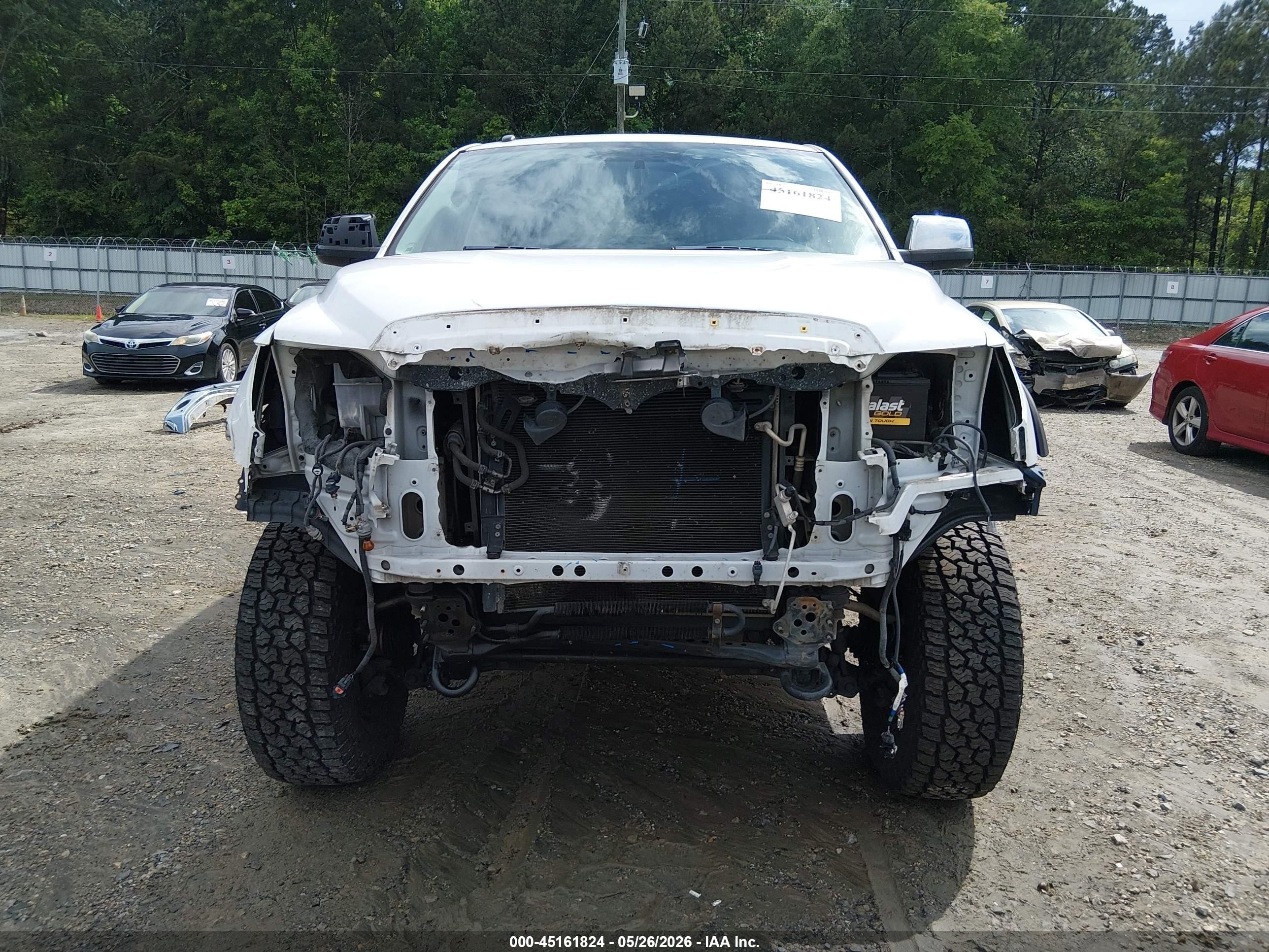 2013 Toyota Tundra Platinum 5.7l V8 White vin: 5TFHW5F16DX307832