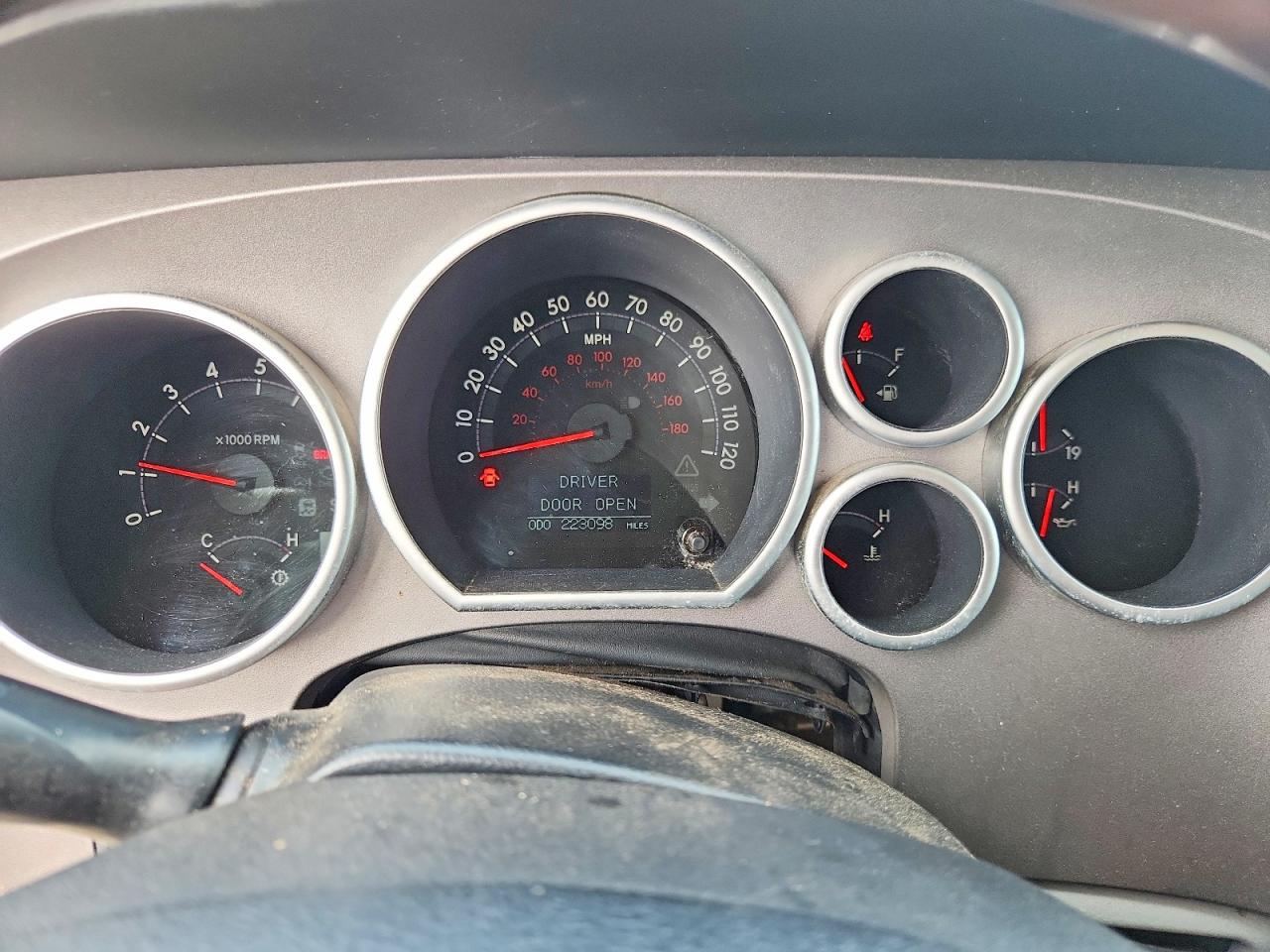 2011 Toyota Tundra Crewmax Limited Серебряный vin: 5TFHW5F17BX194924