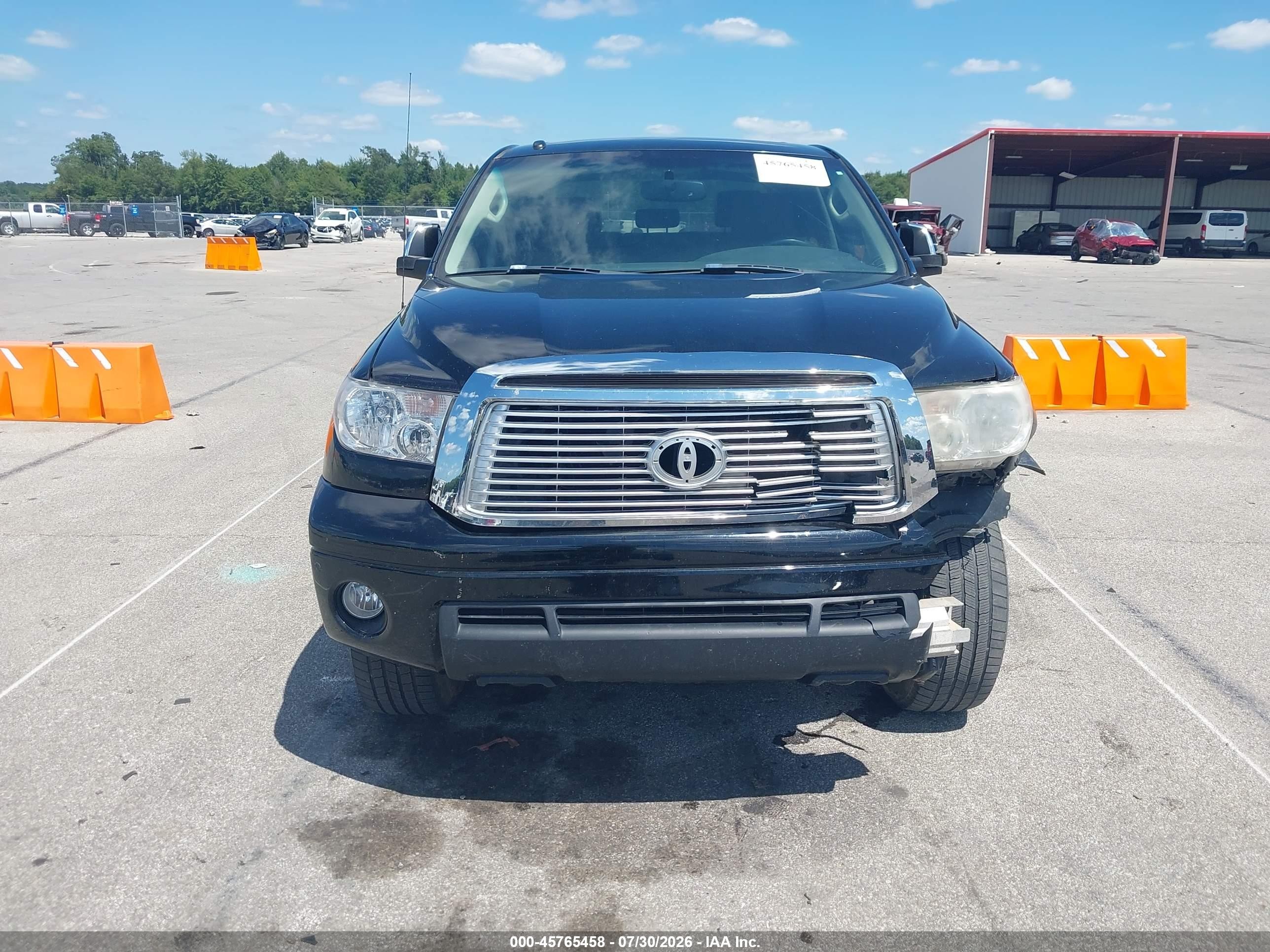 2013 Toyota Tundra Limited 5.7l V8 Черный vin: 5TFHW5F18DX318038