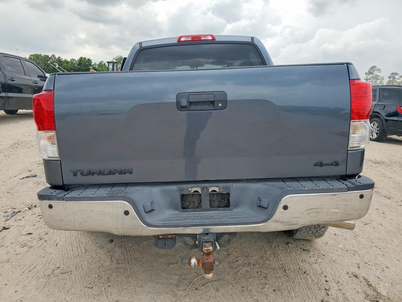 2010 Toyota Tundra Crewmax Limited Gray vin: 5TFHW5F19AX135940