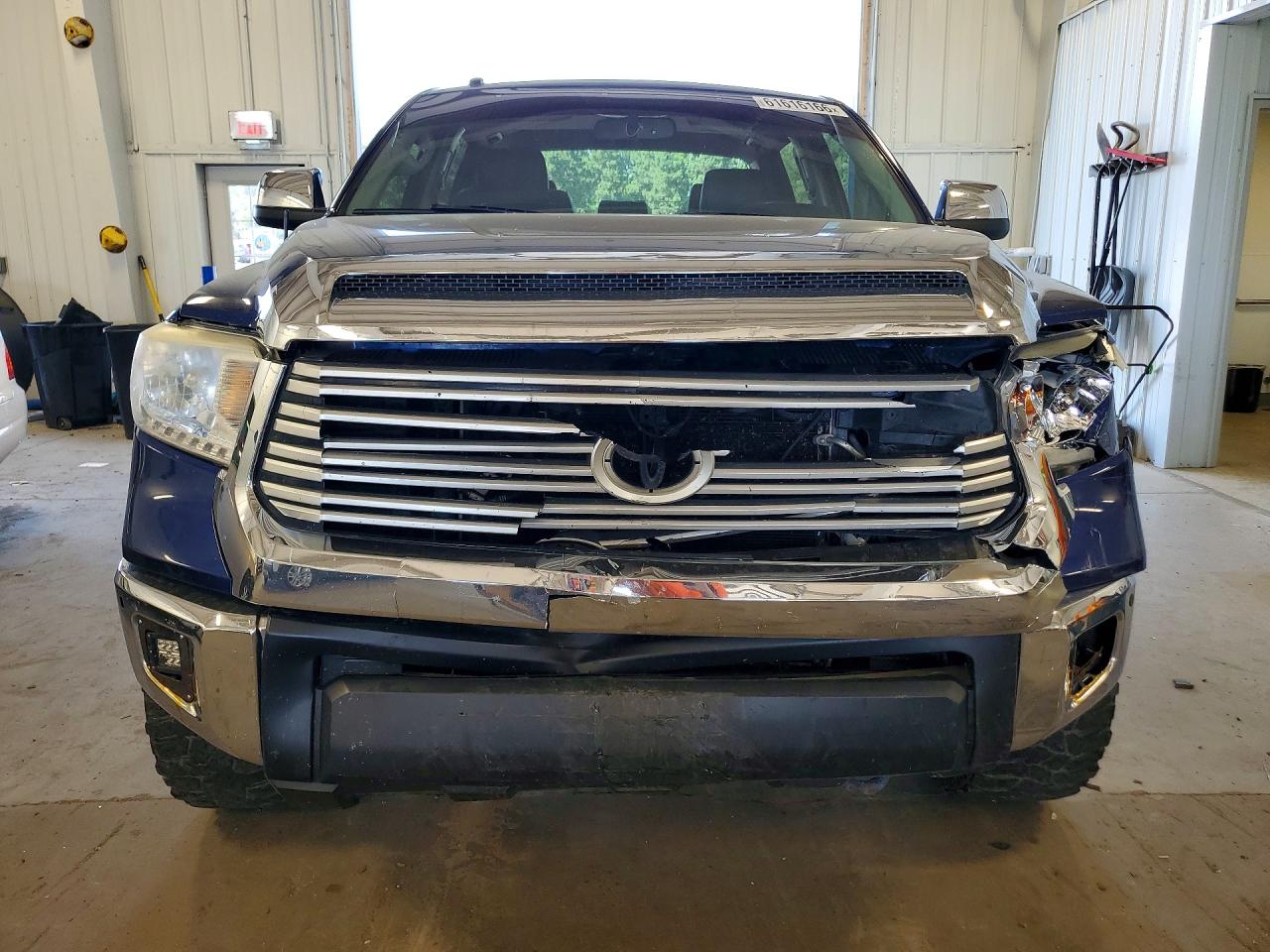 2015 Toyota Tundra Crewmax Limited Blue vin: 5TFHW5F19FX434092