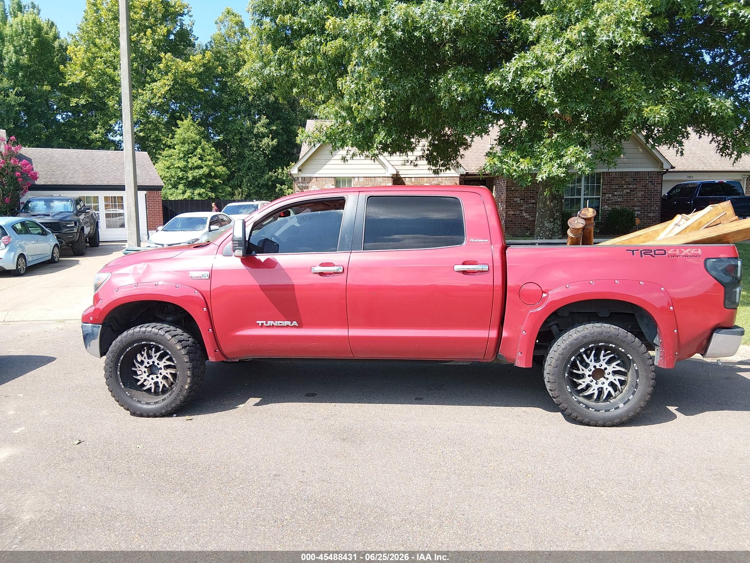 2012 Toyota Tundra Limited 5.7l V8 Red vin: 5TFHW5F1XCX219851