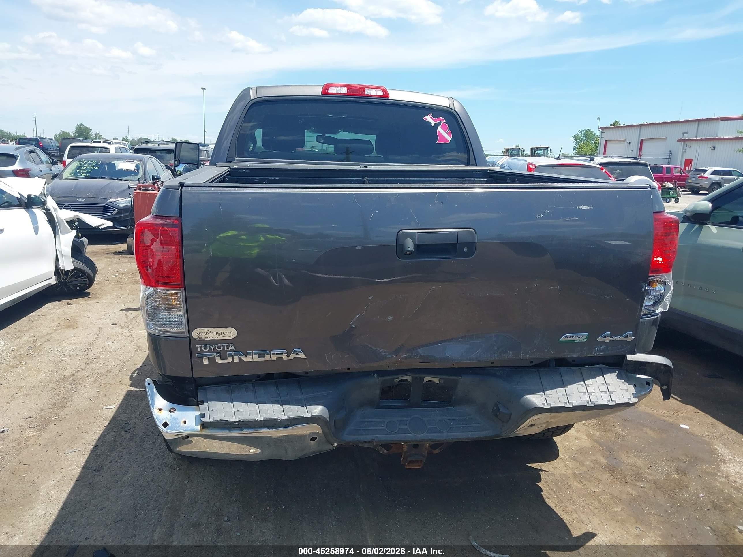 2012 Toyota Tundra Limited 5.7l V8 Gray vin: 5TFHW5F1XCX233149