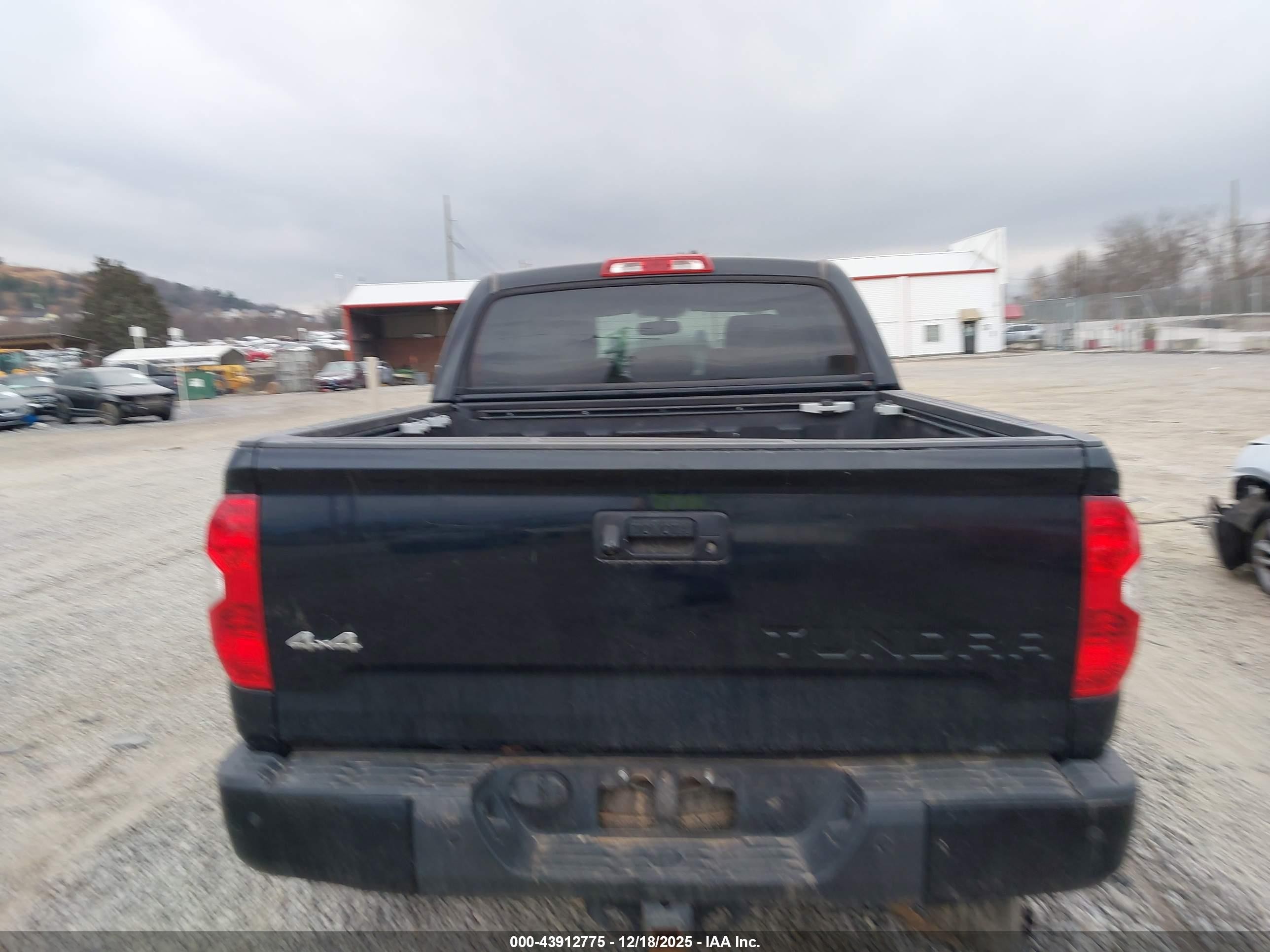 2014 Toyota Tundra Limited 5.7l V8 Black vin: 5TFHW5F1XEX336963