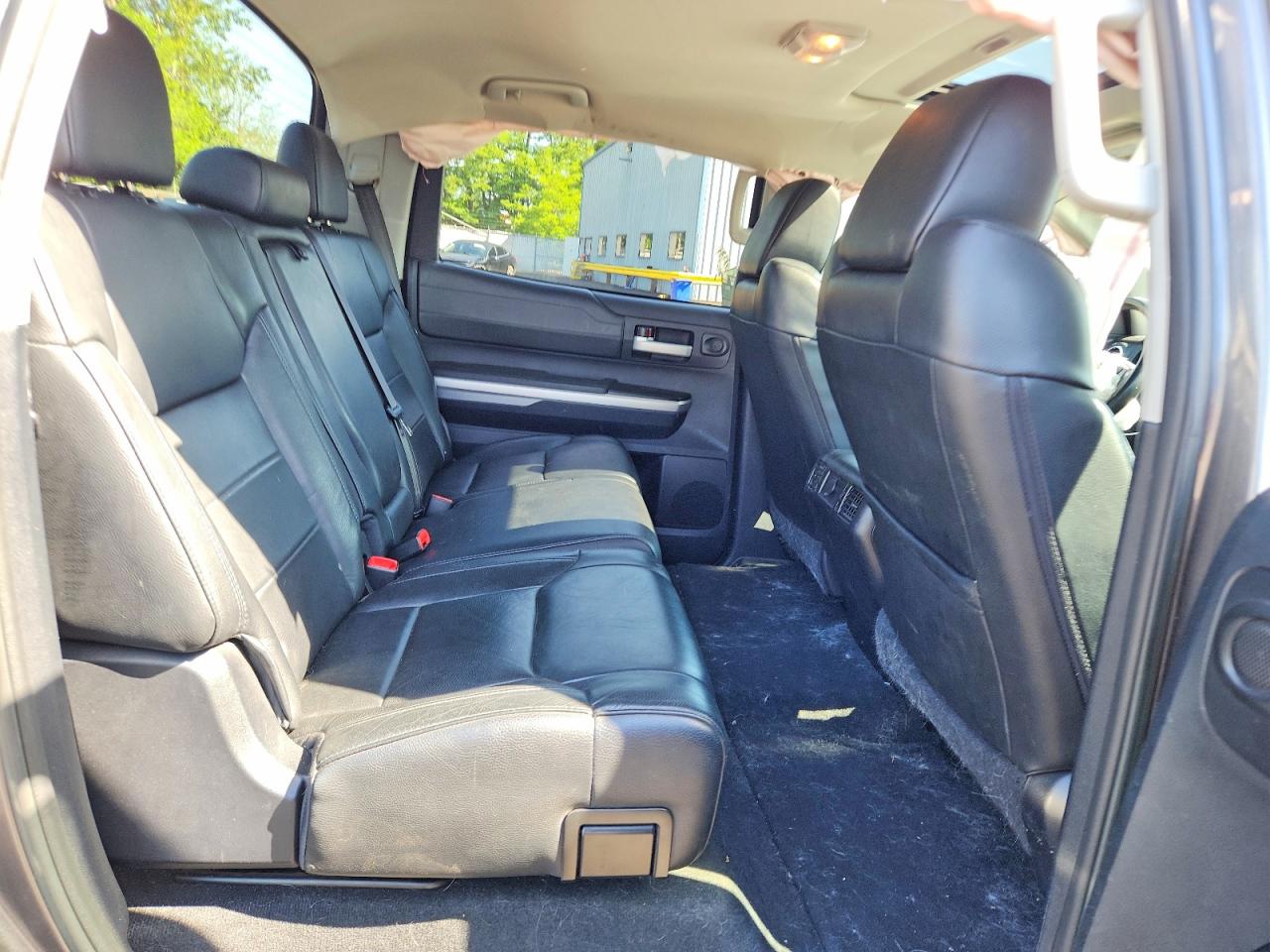 2014 Toyota Tundra Crewmax Limited Серый vin: 5TFHY5F10EX375703