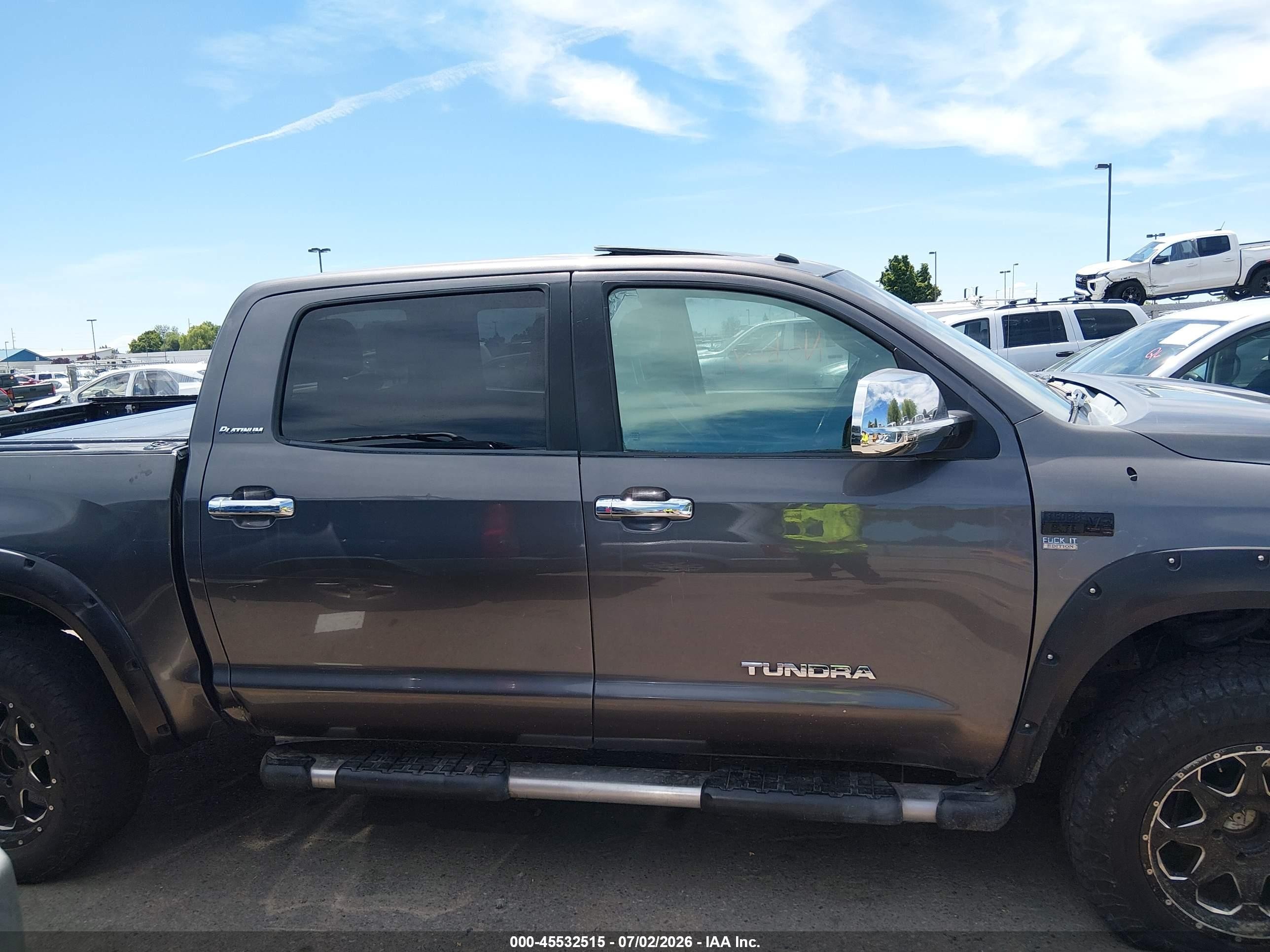2011 Toyota Tundra Limited 5.7l V8 Gray vin: 5TFHY5F12BX205614