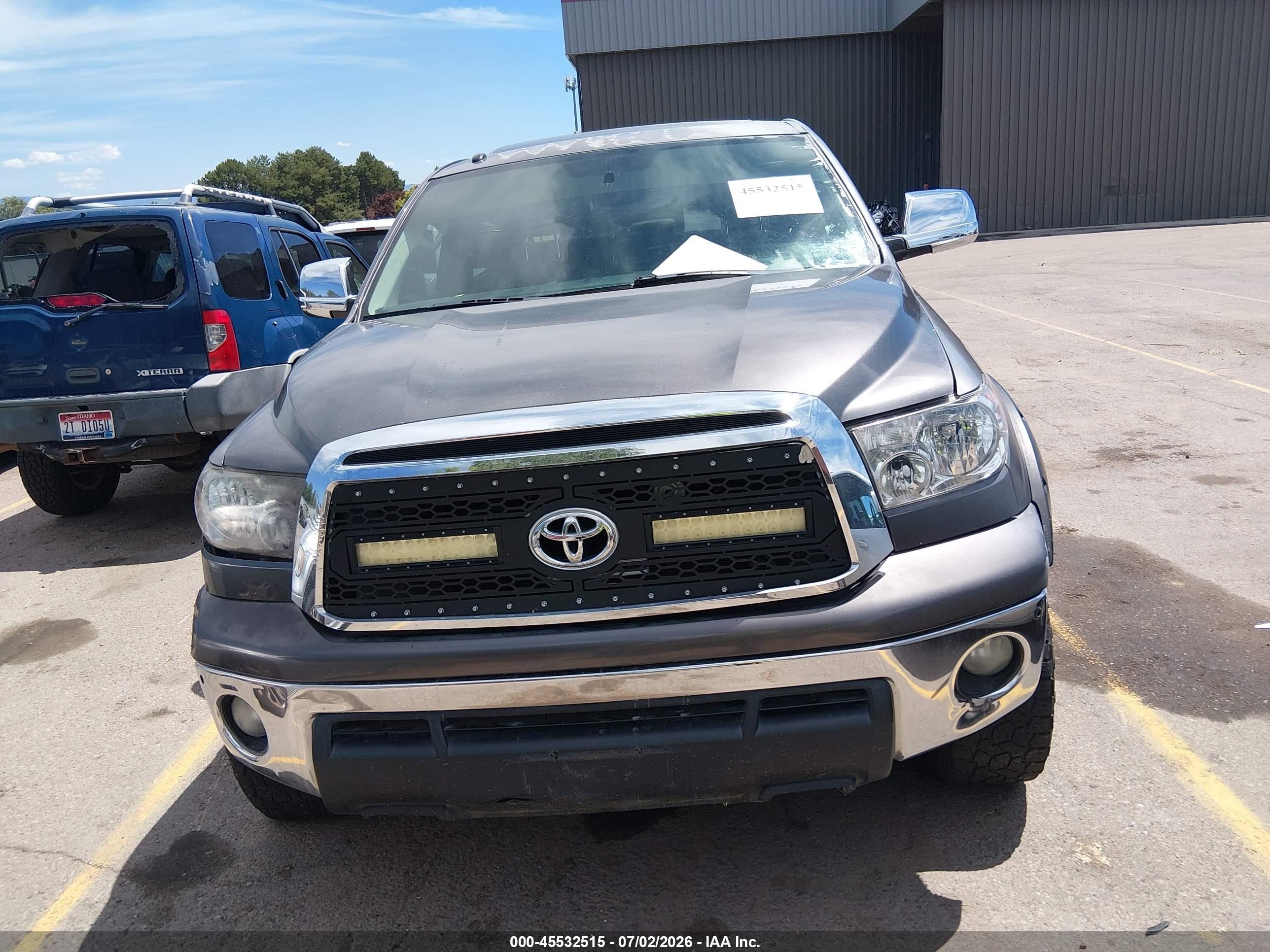 2011 Toyota Tundra Limited 5.7l V8 Gray vin: 5TFHY5F12BX205614