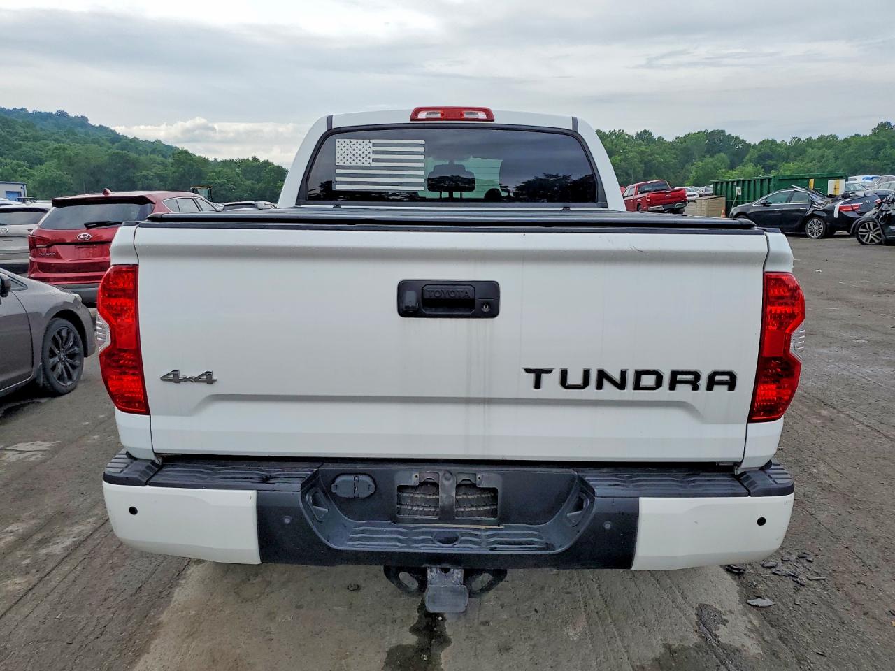 2015 Toyota Tundra Limited White vin: 5TFHY5F12FX421498