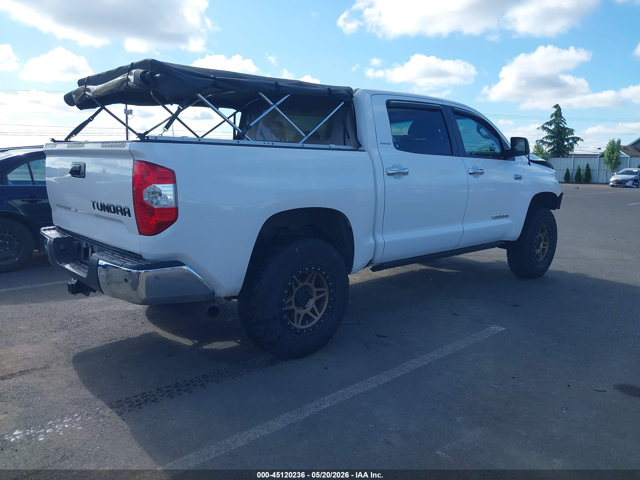 2014 Toyota Tundra Limited 5.7l V8 White vin: 5TFHY5F13EX343084