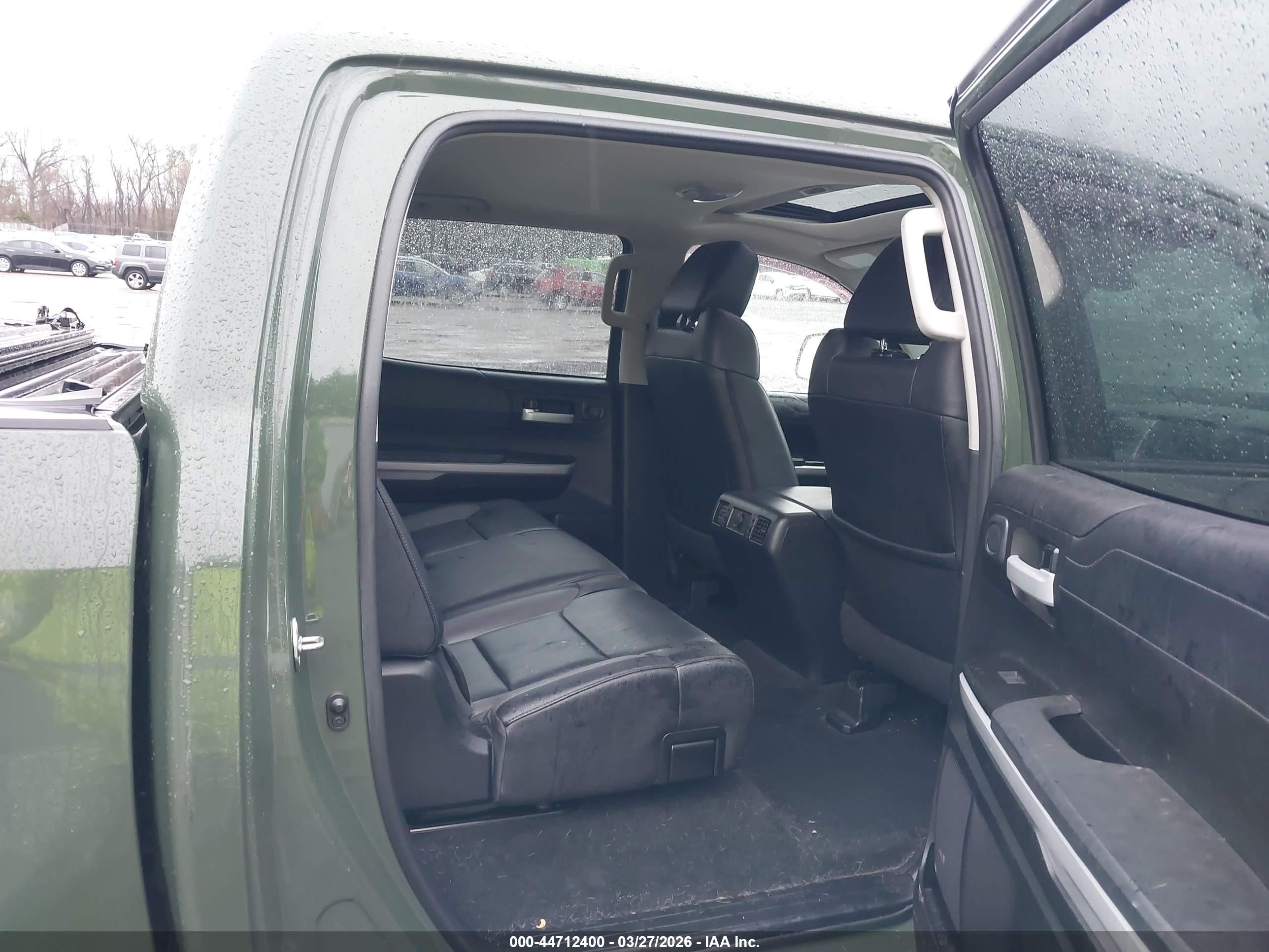 2021 Toyota Tundra Limited Зеленый vin: 5TFHY5F14MX964140