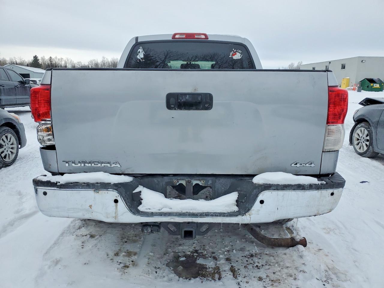 2010 Toyota Tundra Crewmax Limited Серебряный vin: 5TFHY5F15AX145746