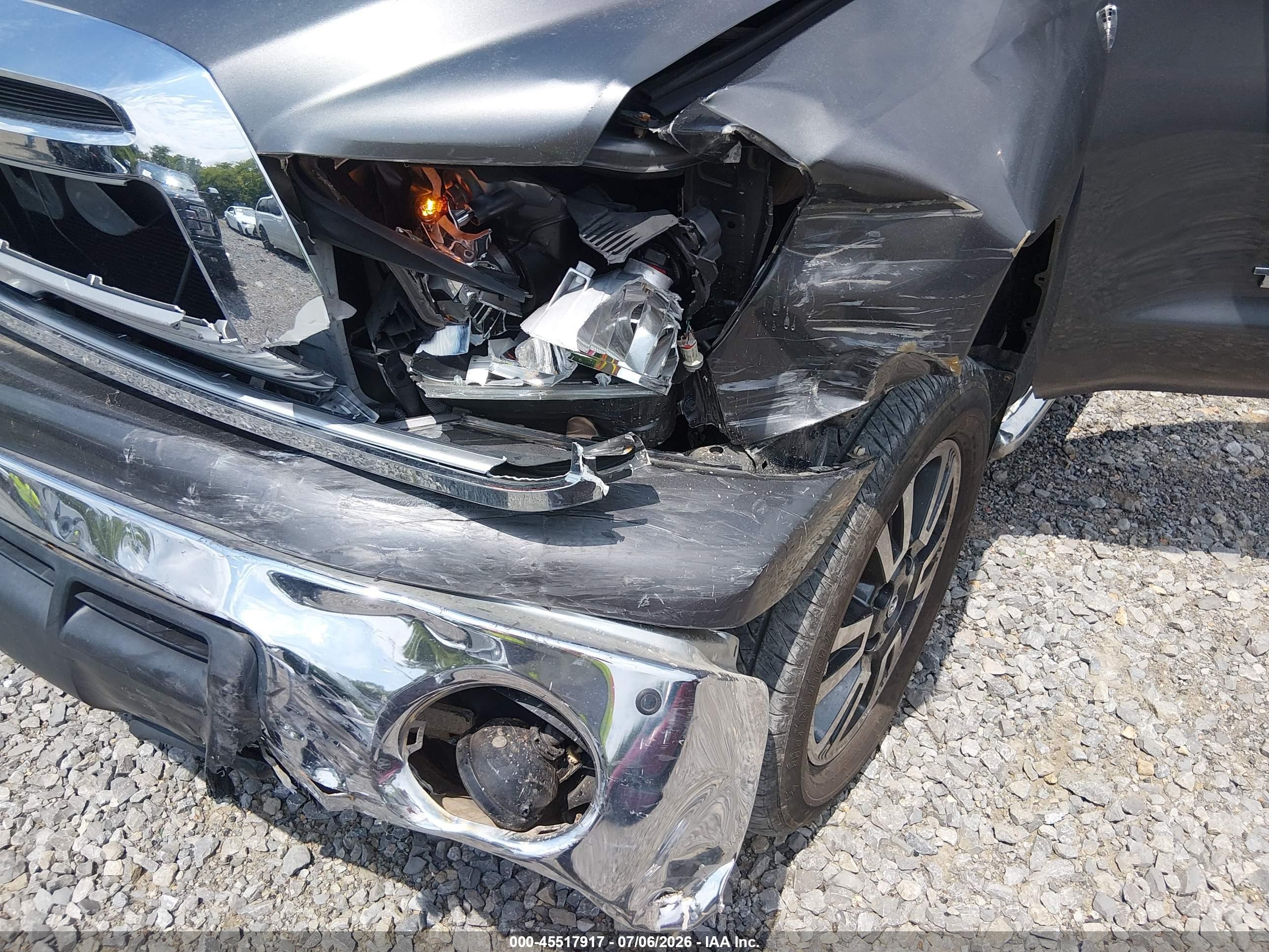 2012 Toyota Tundra Limited 5.7l V8 Черный vin: 5TFHY5F15CX250967